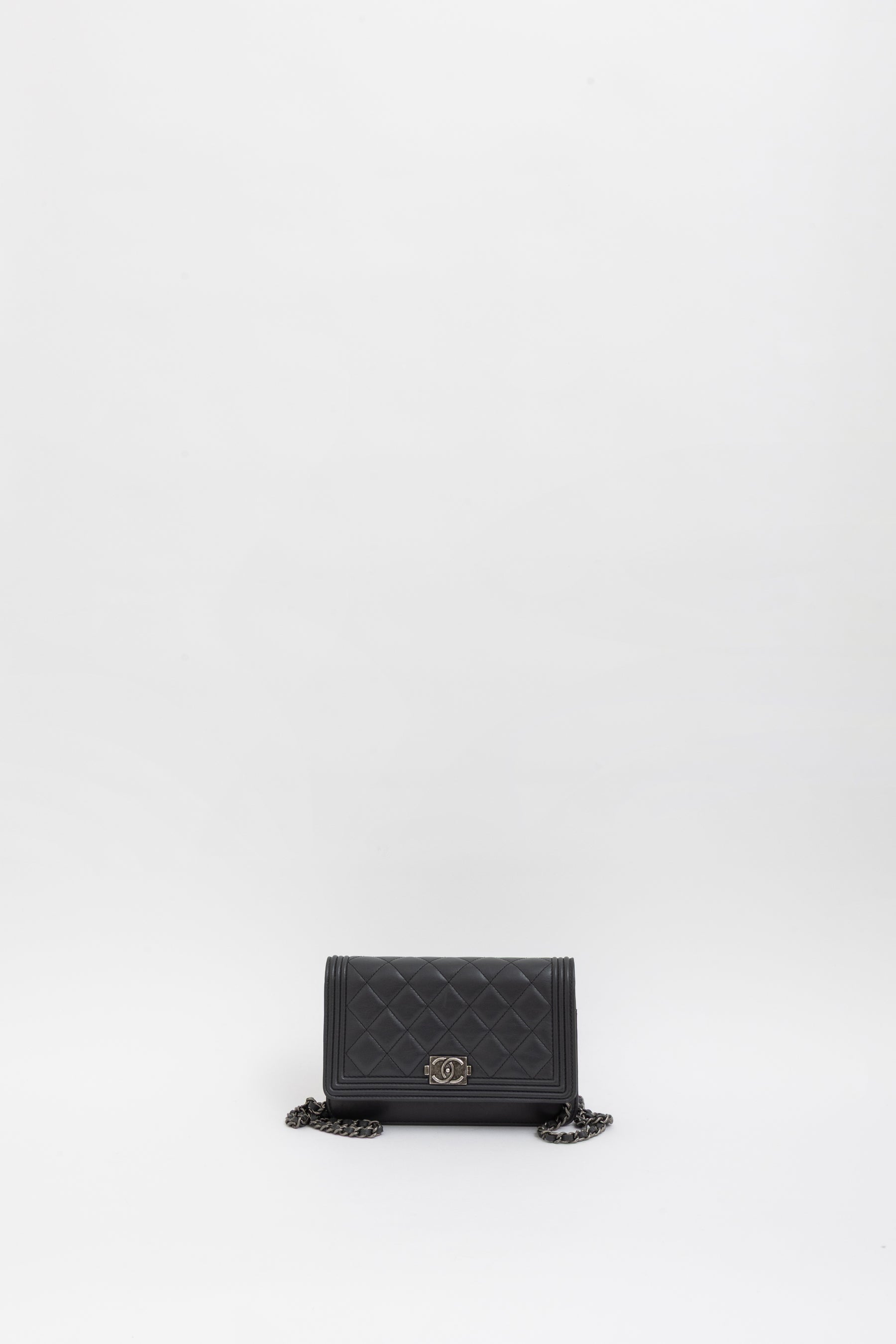 Boy Wallet on Chain