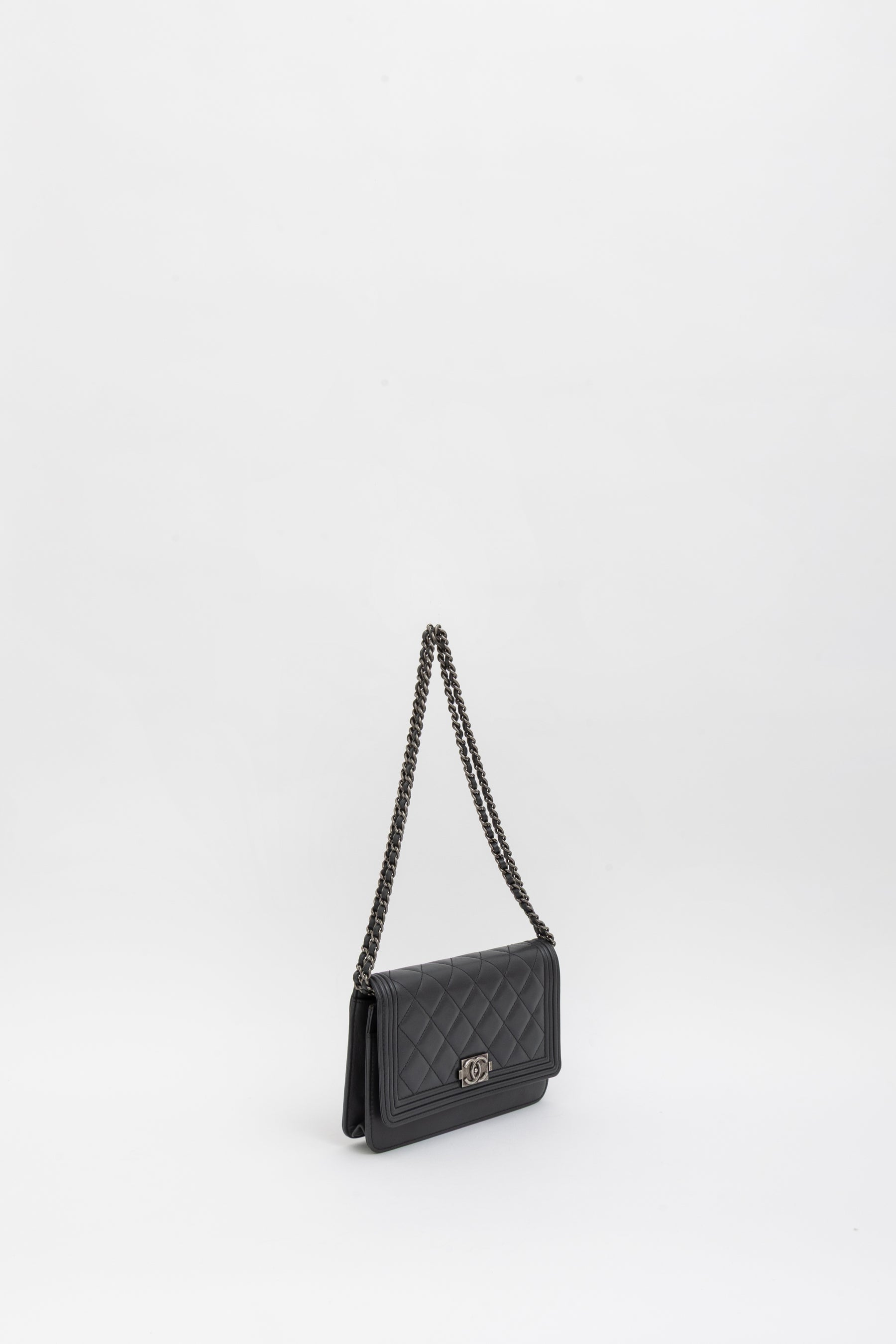 Boy Wallet on Chain