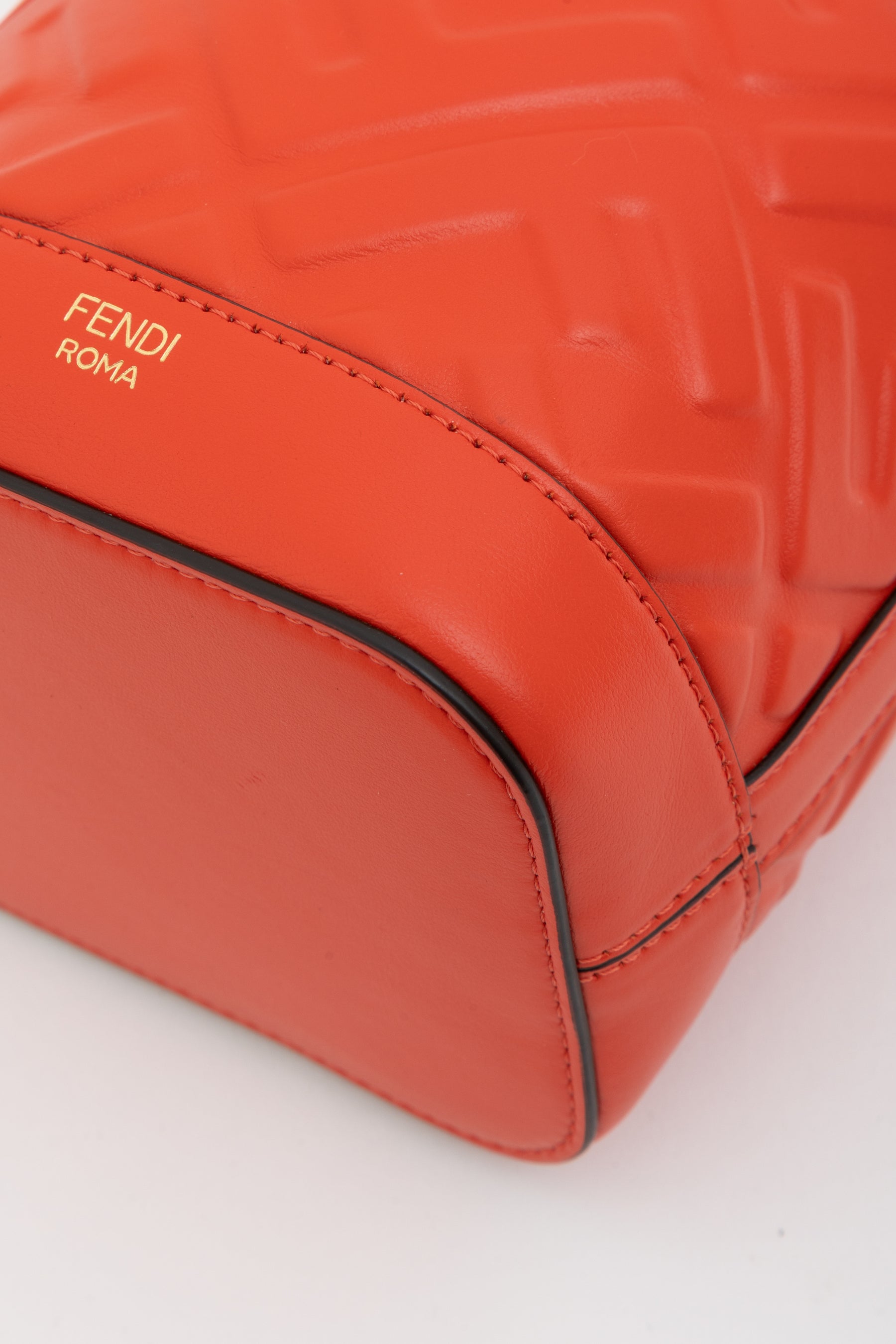 Mon Tressor Bucket Bag