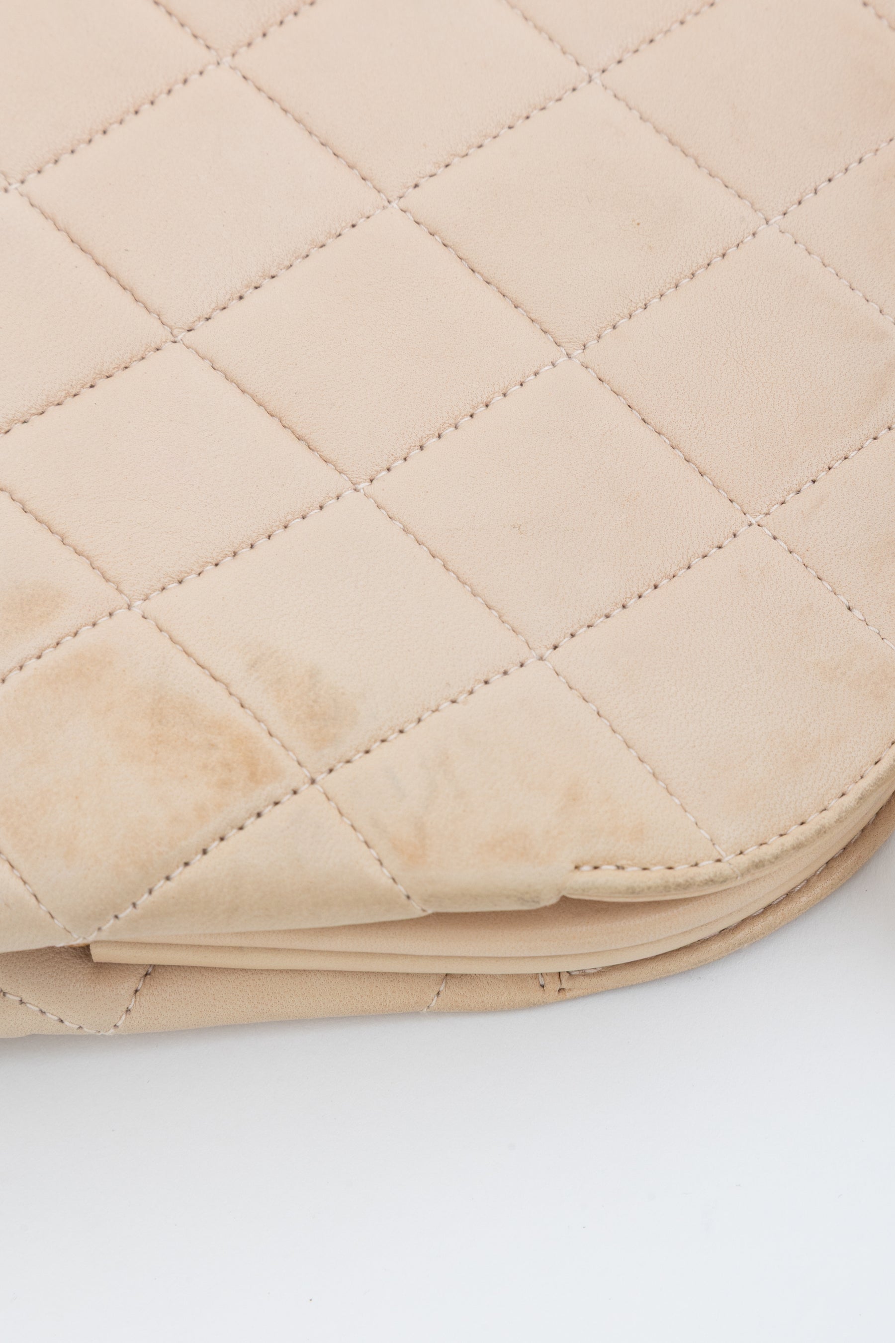 Kisslock Shoulder Bag