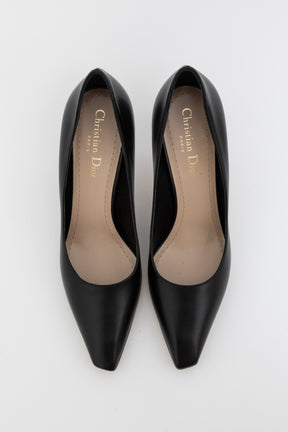Classic Pumps