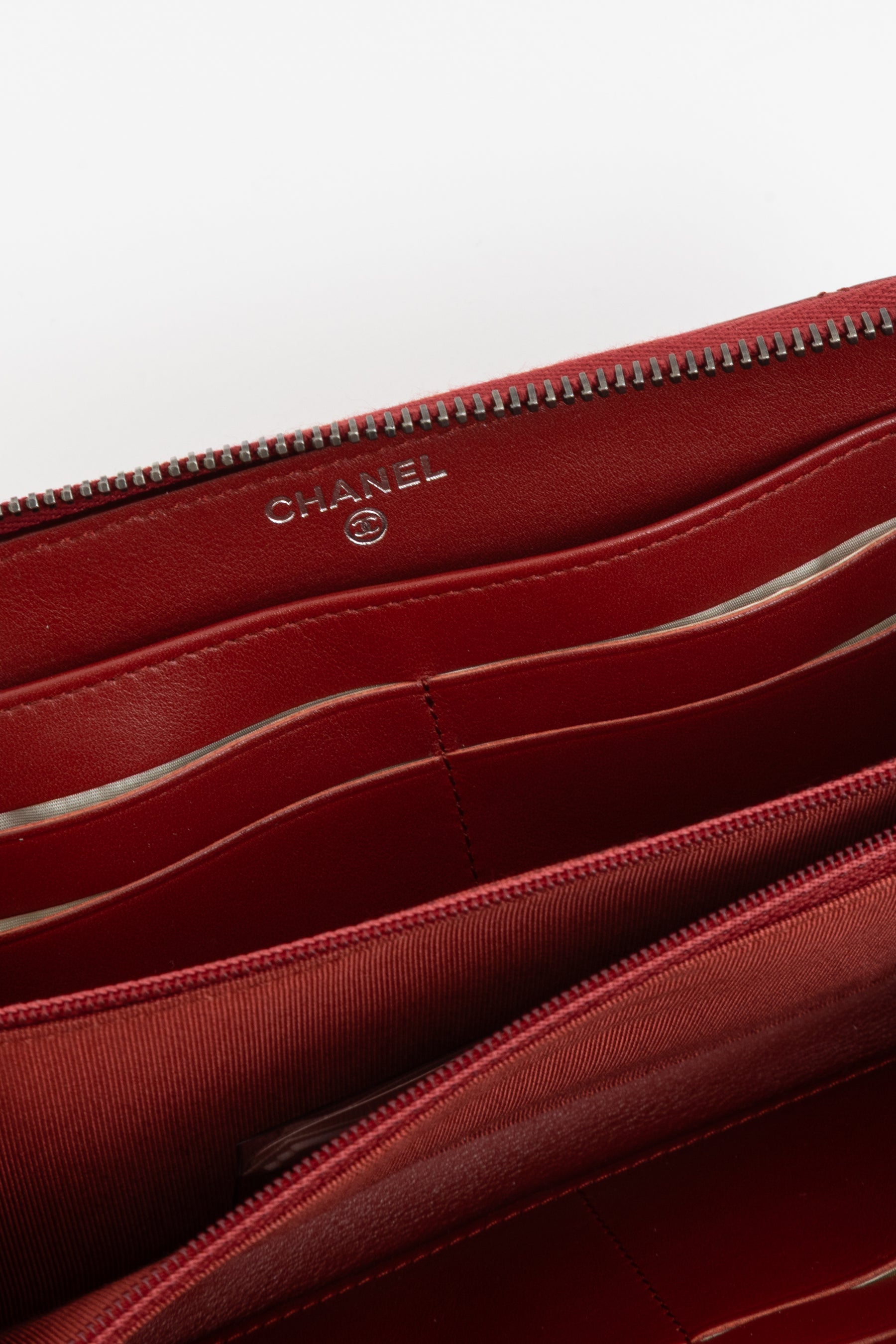 Wild Stitch Round Zipper Long Wallet