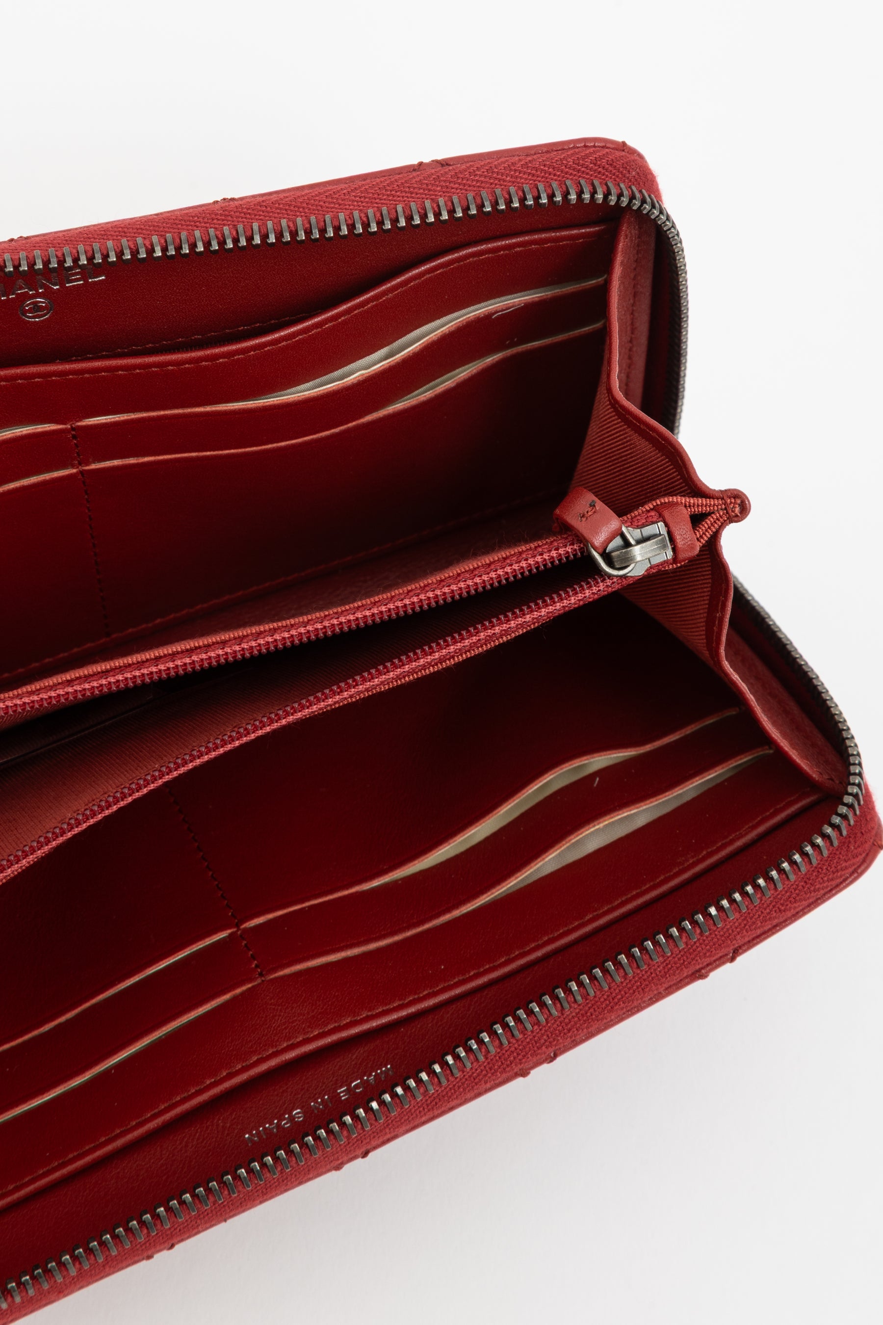 Wild Stitch Round Zipper Long Wallet