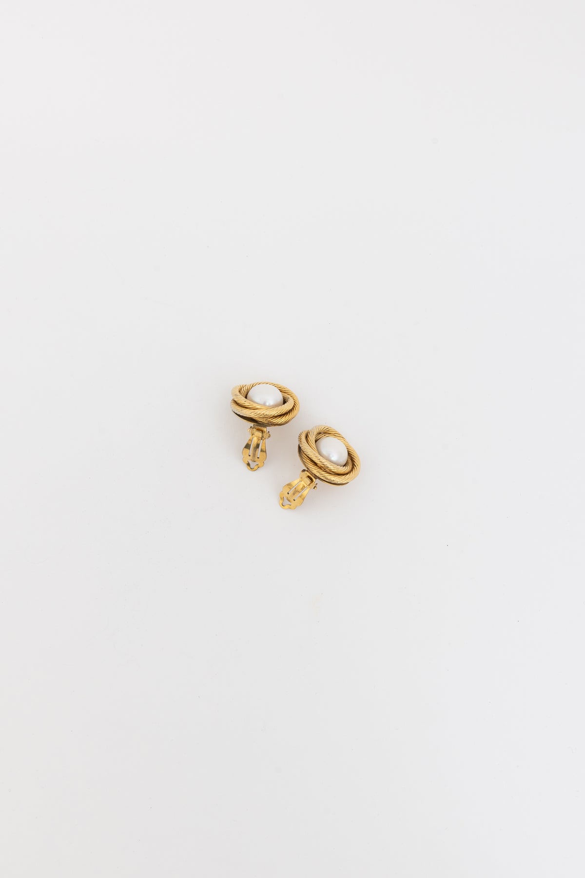Twisted Pearl Clip On Earrings