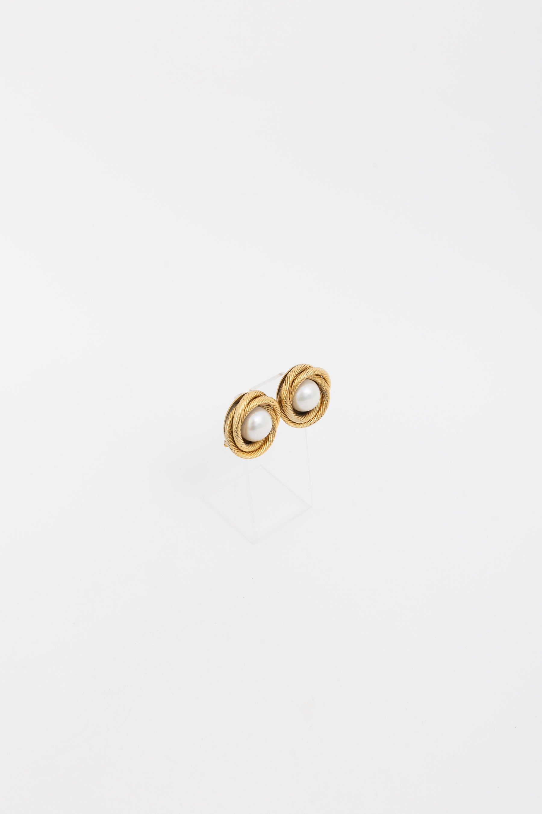 Twisted Pearl Clip On Earrings