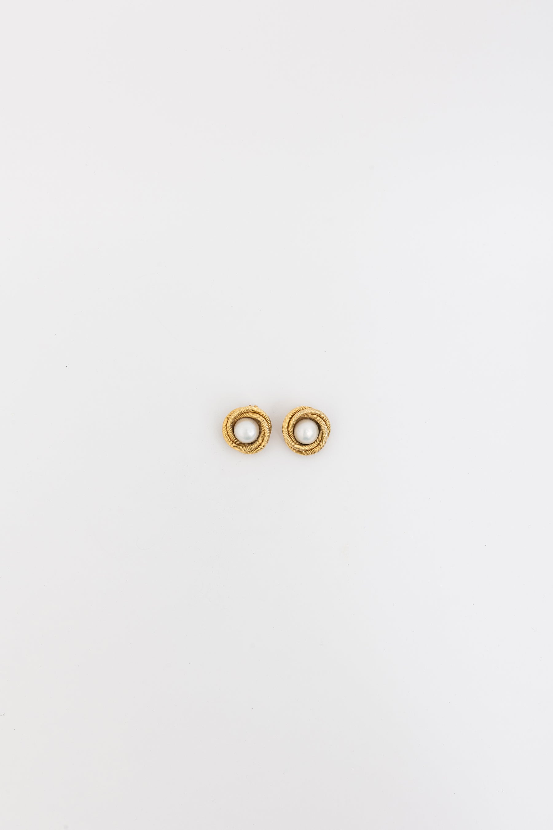 Twisted Pearl Clip On Earrings
