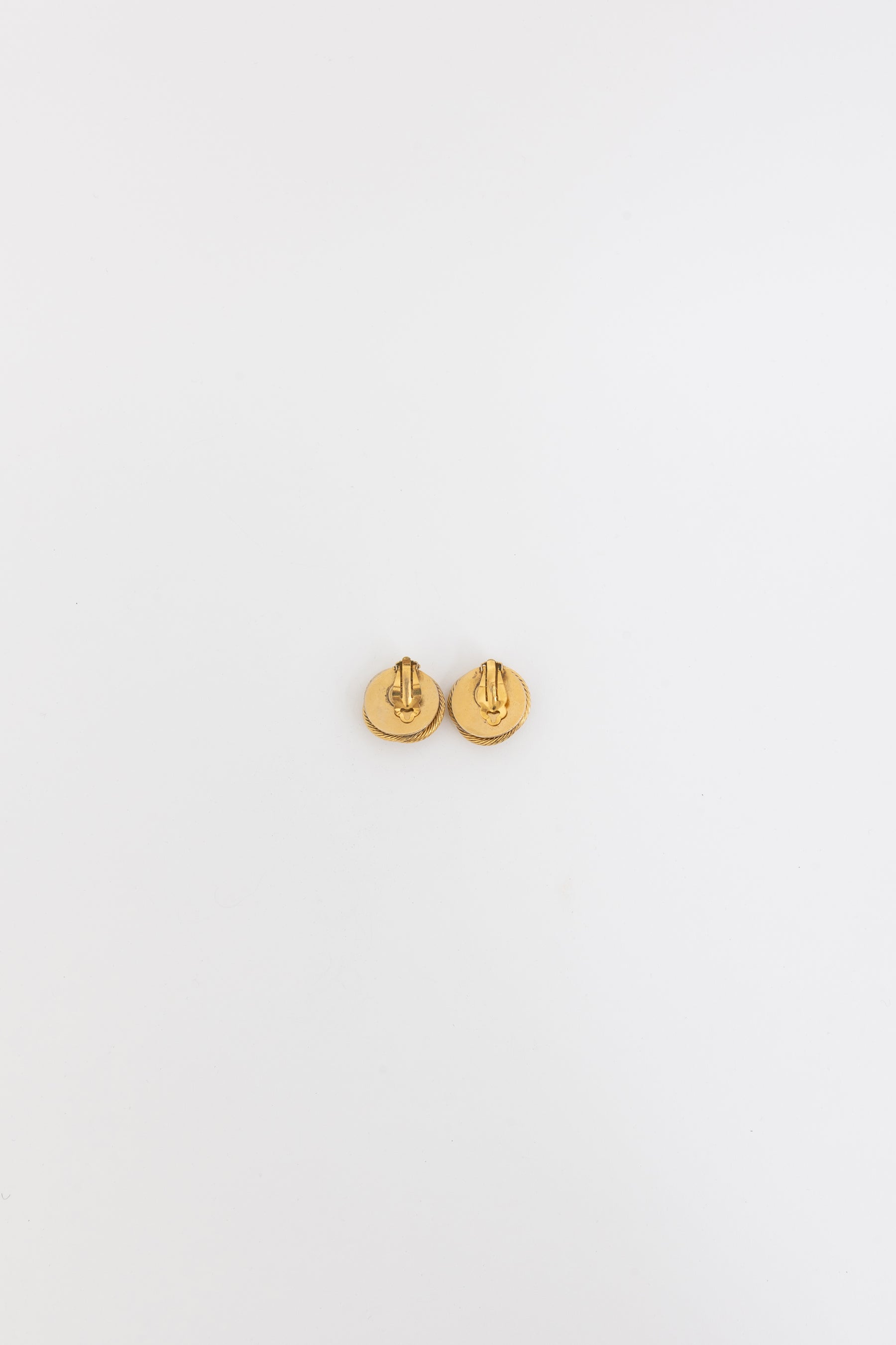 Twisted Pearl Clip On Earrings