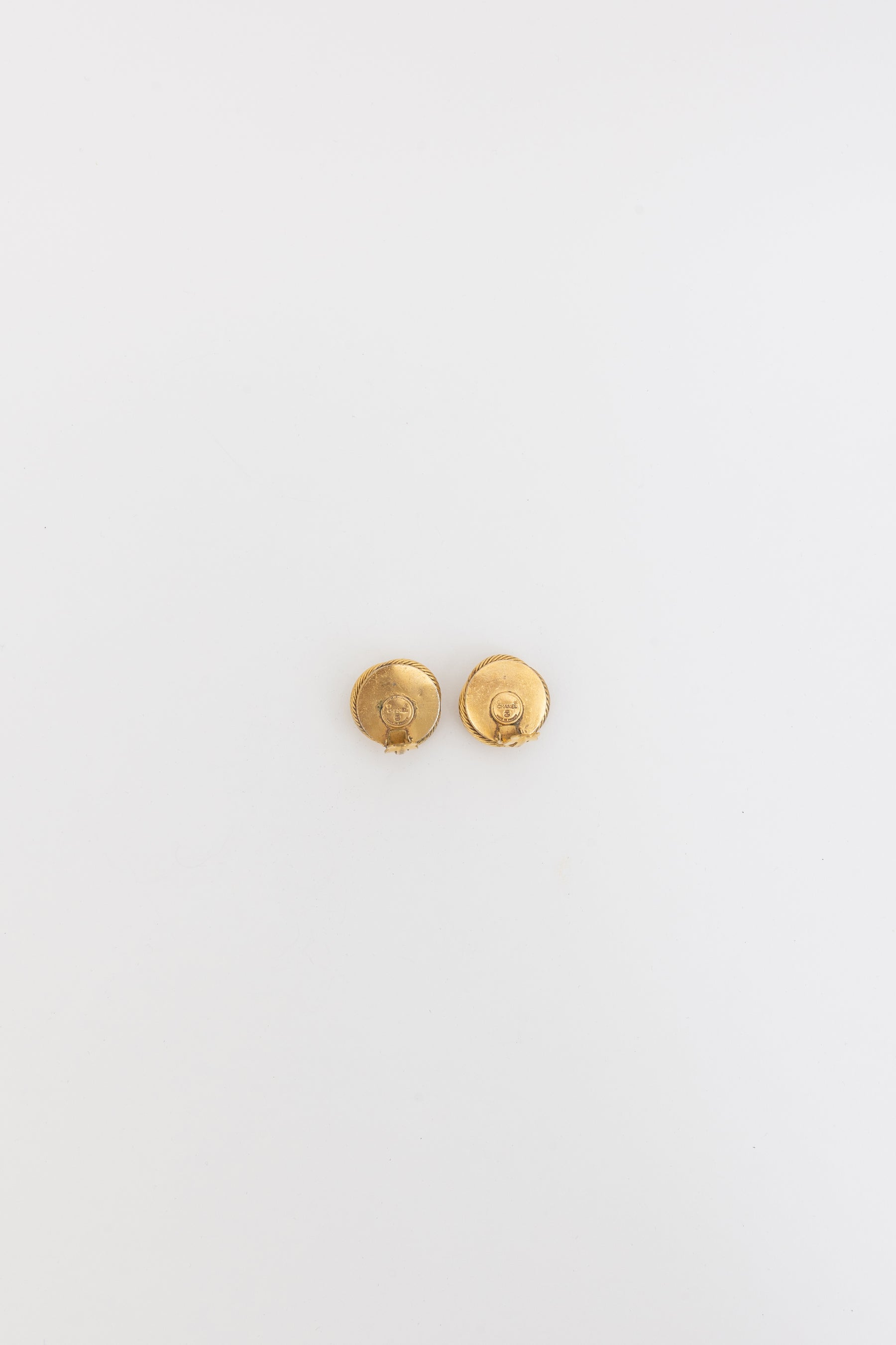 Twisted Pearl Clip On Earrings