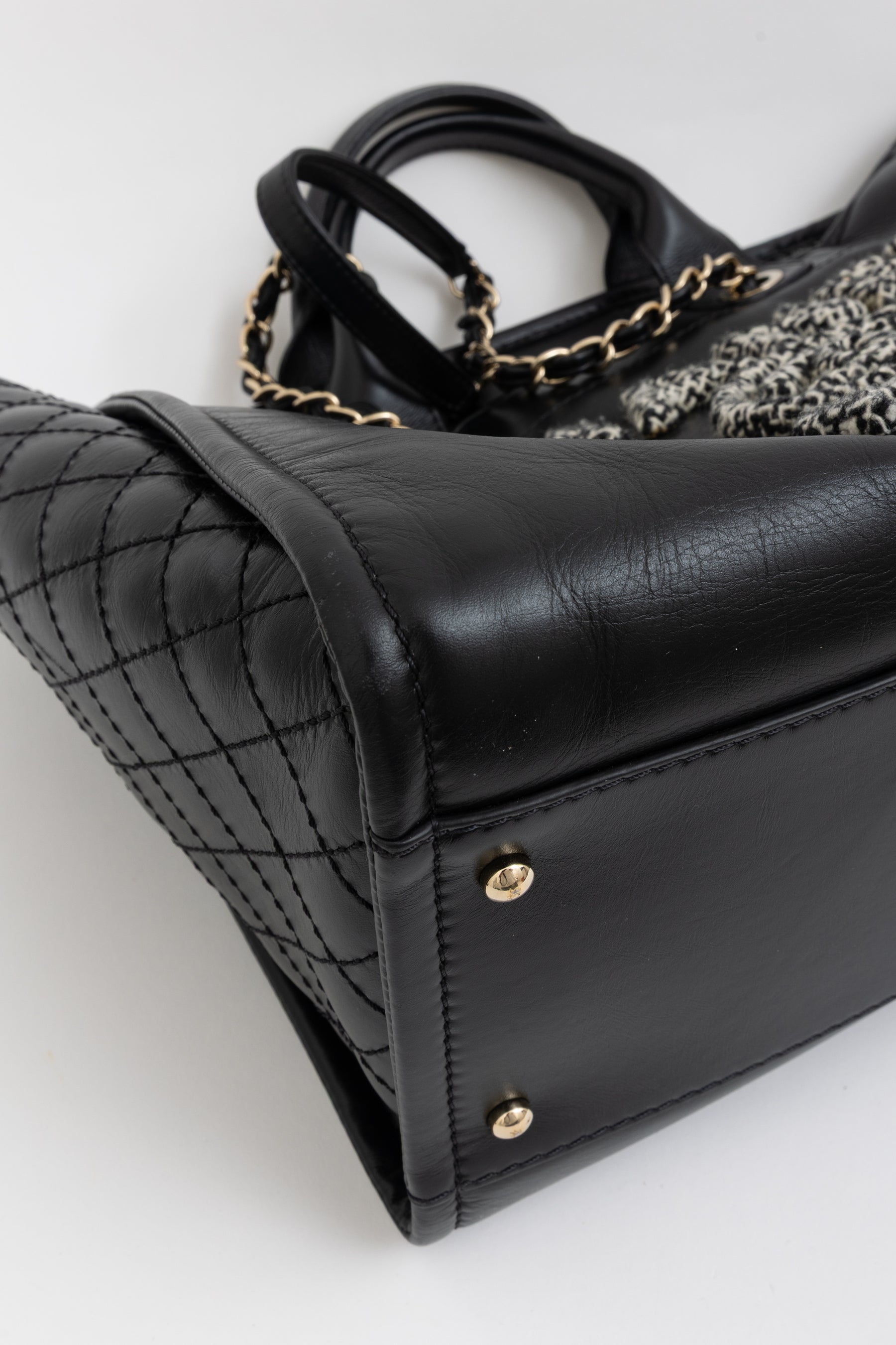 22B Tweed Deauville Tote Bag