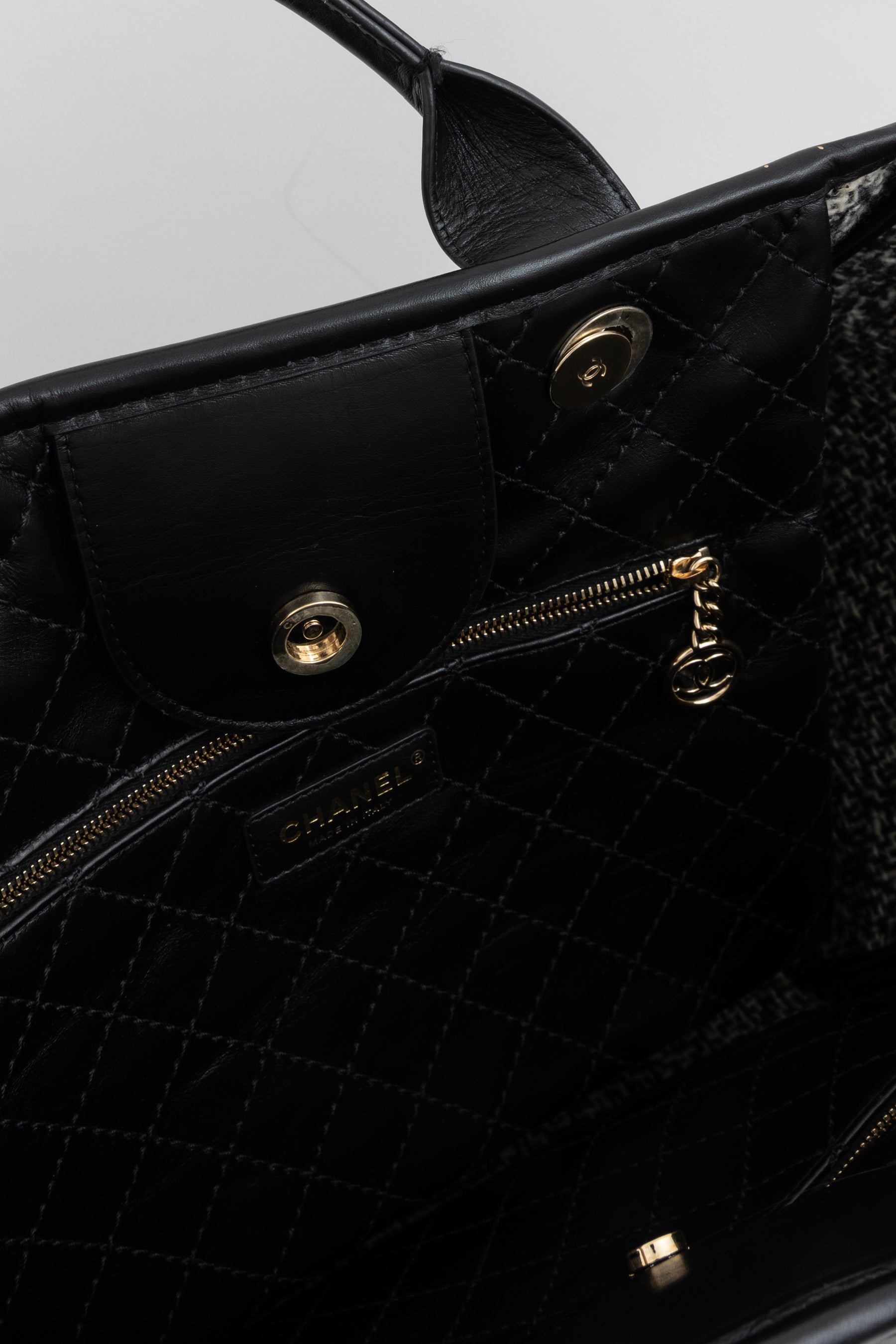 22B Tweed Deauville Tote Bag