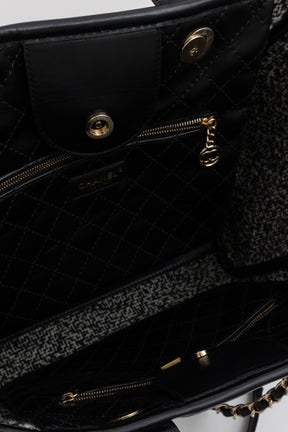 22B Tweed Deauville Tote Bag