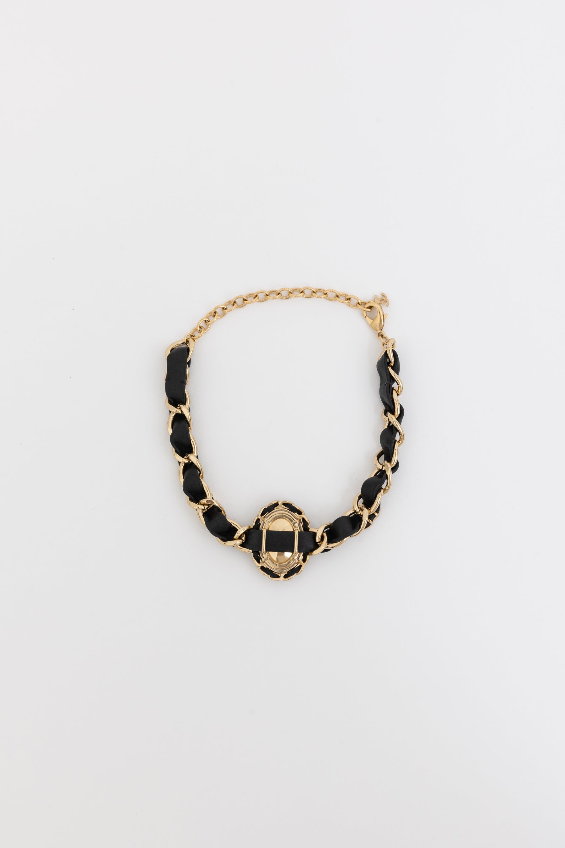 22A Tweed Choker