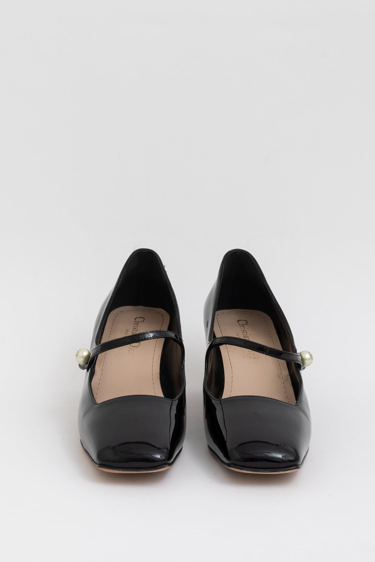 Jolie Pumps
