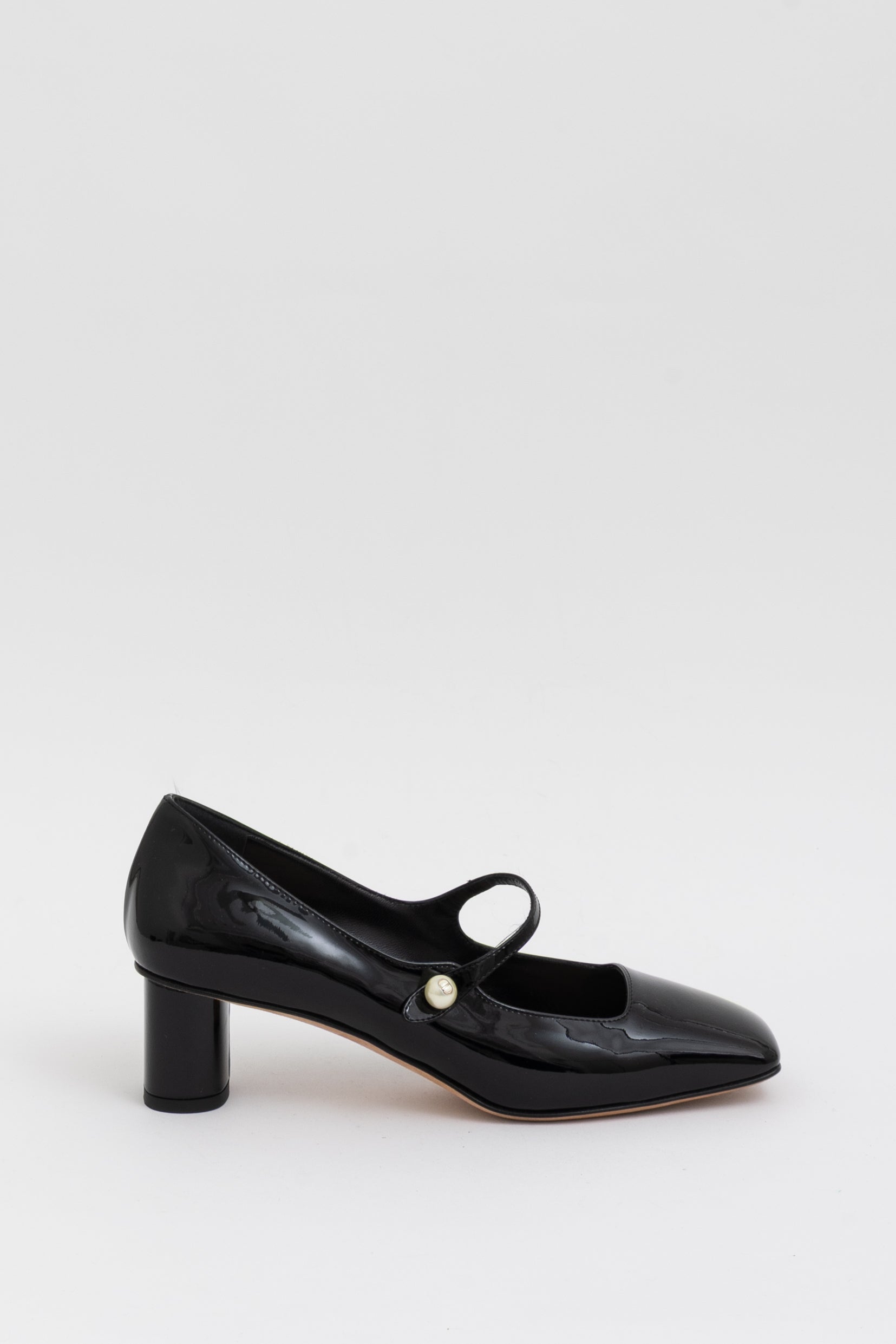 Jolie Pumps