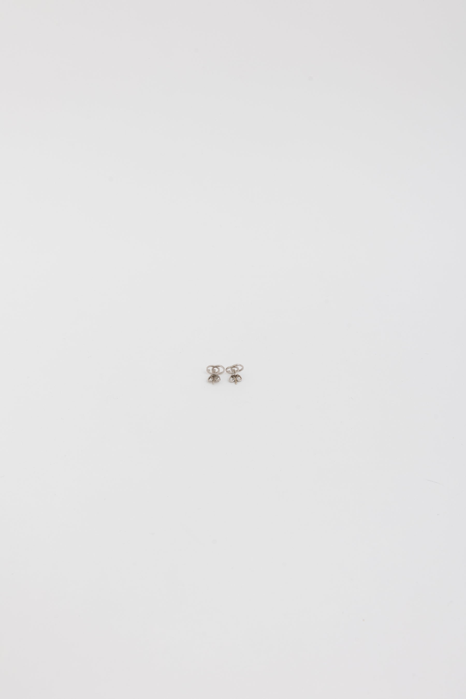 Interlocking 18k White Gold Earrings
