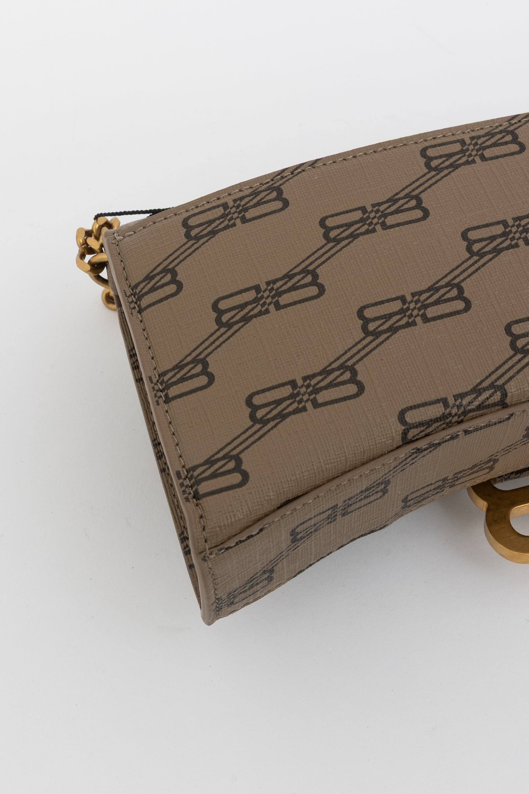 Hourglass BB Monogram Wallet on Chain