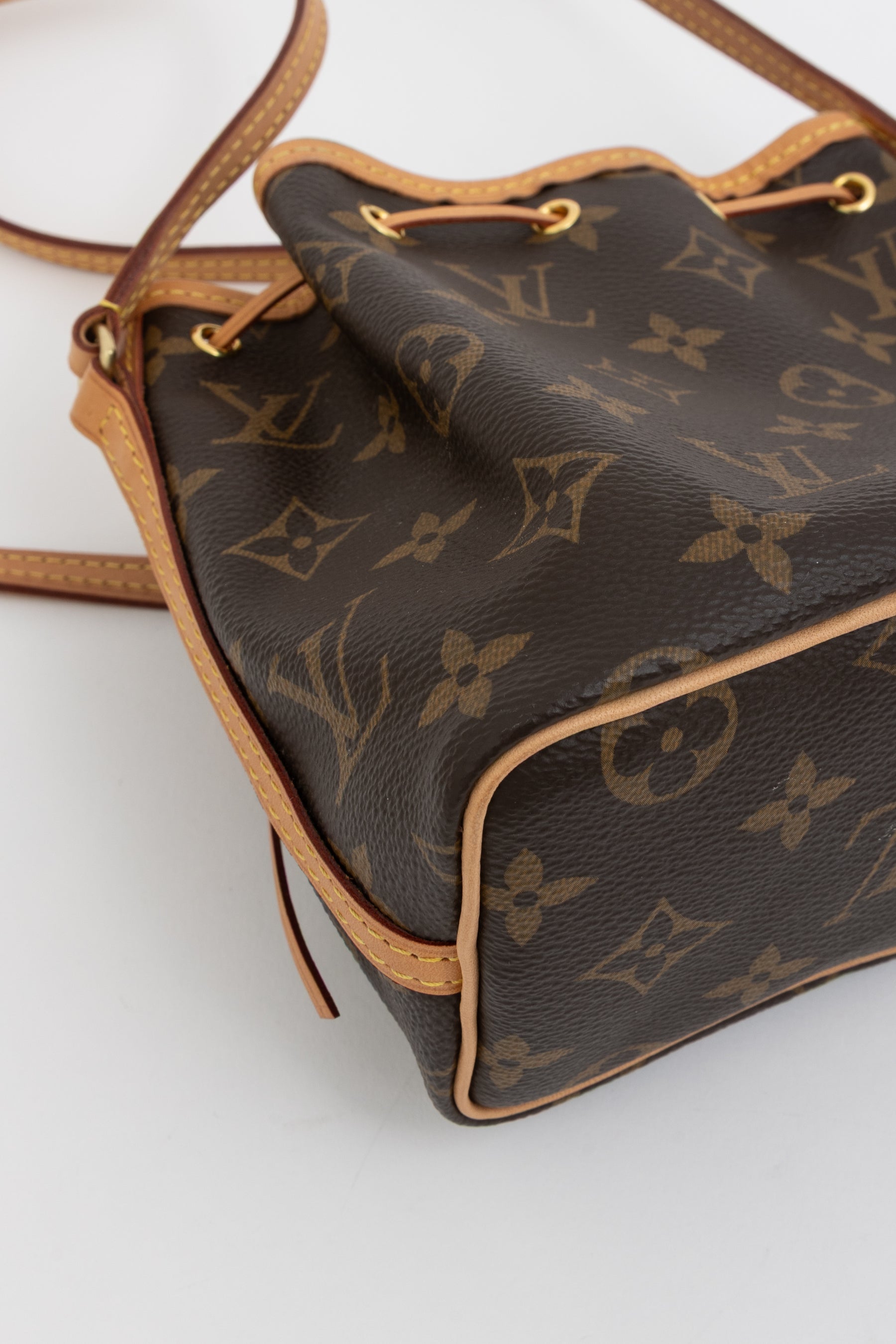 Nano Noé Bucket Bag