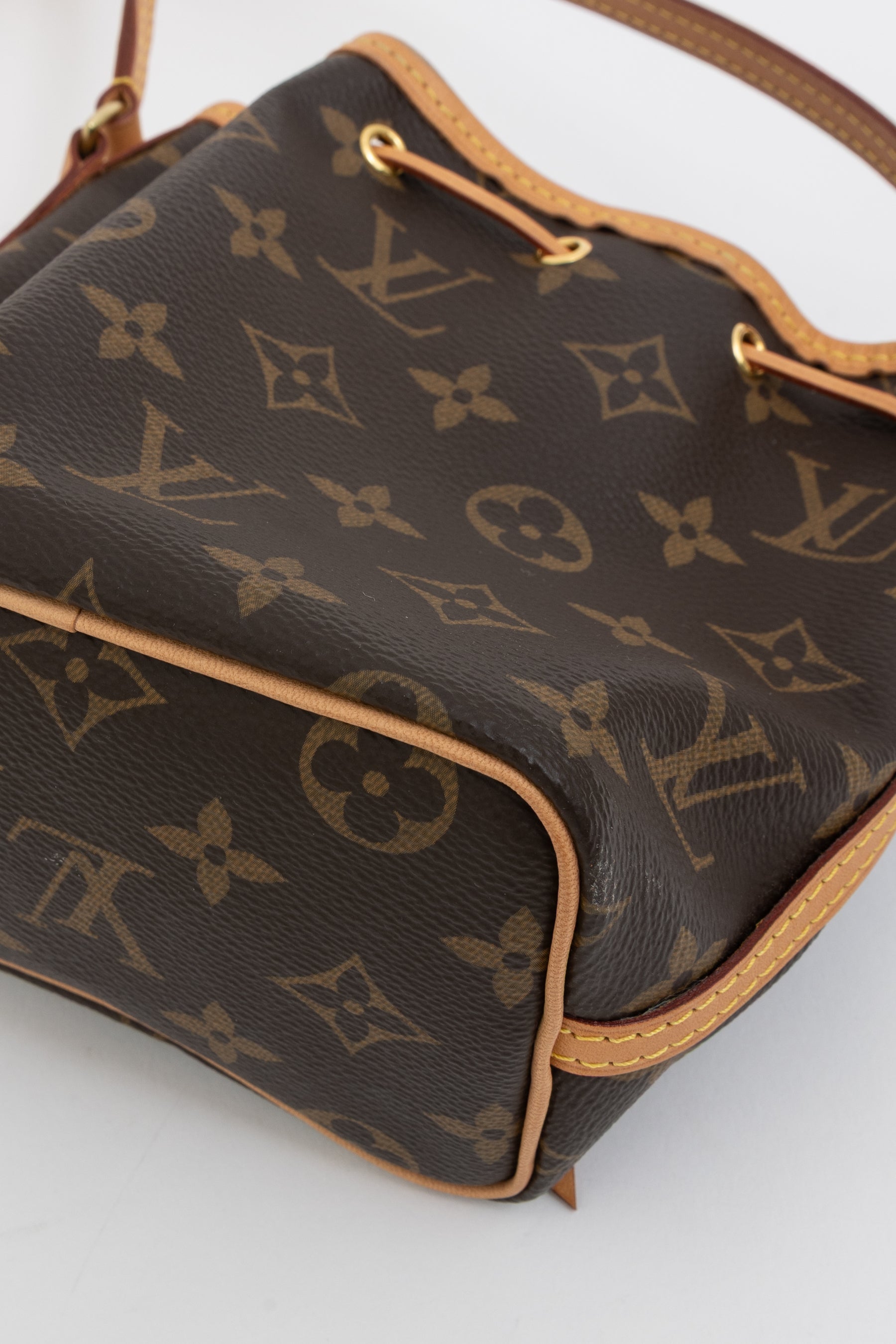 Nano Noé Bucket Bag