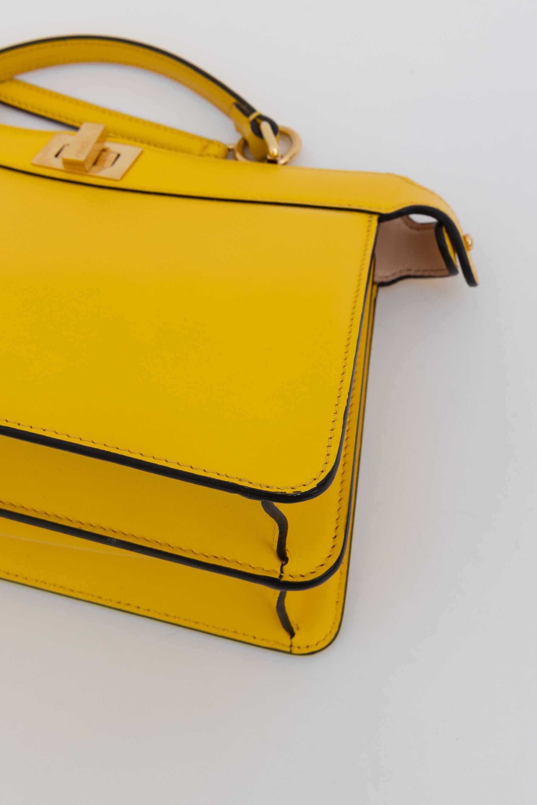 Peekaboo ISeeU East-West Bag