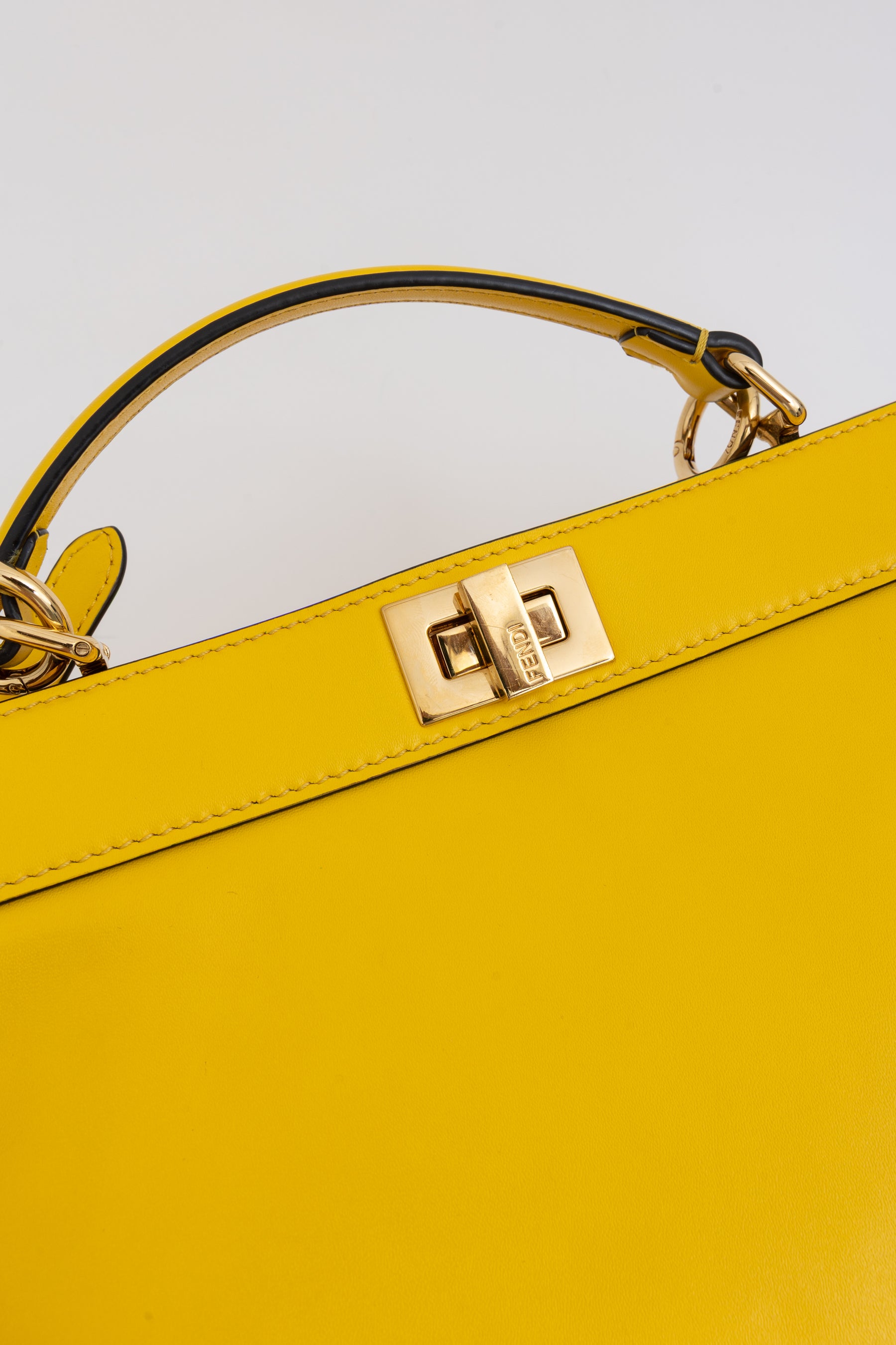 Peekaboo ISeeU East-West Bag