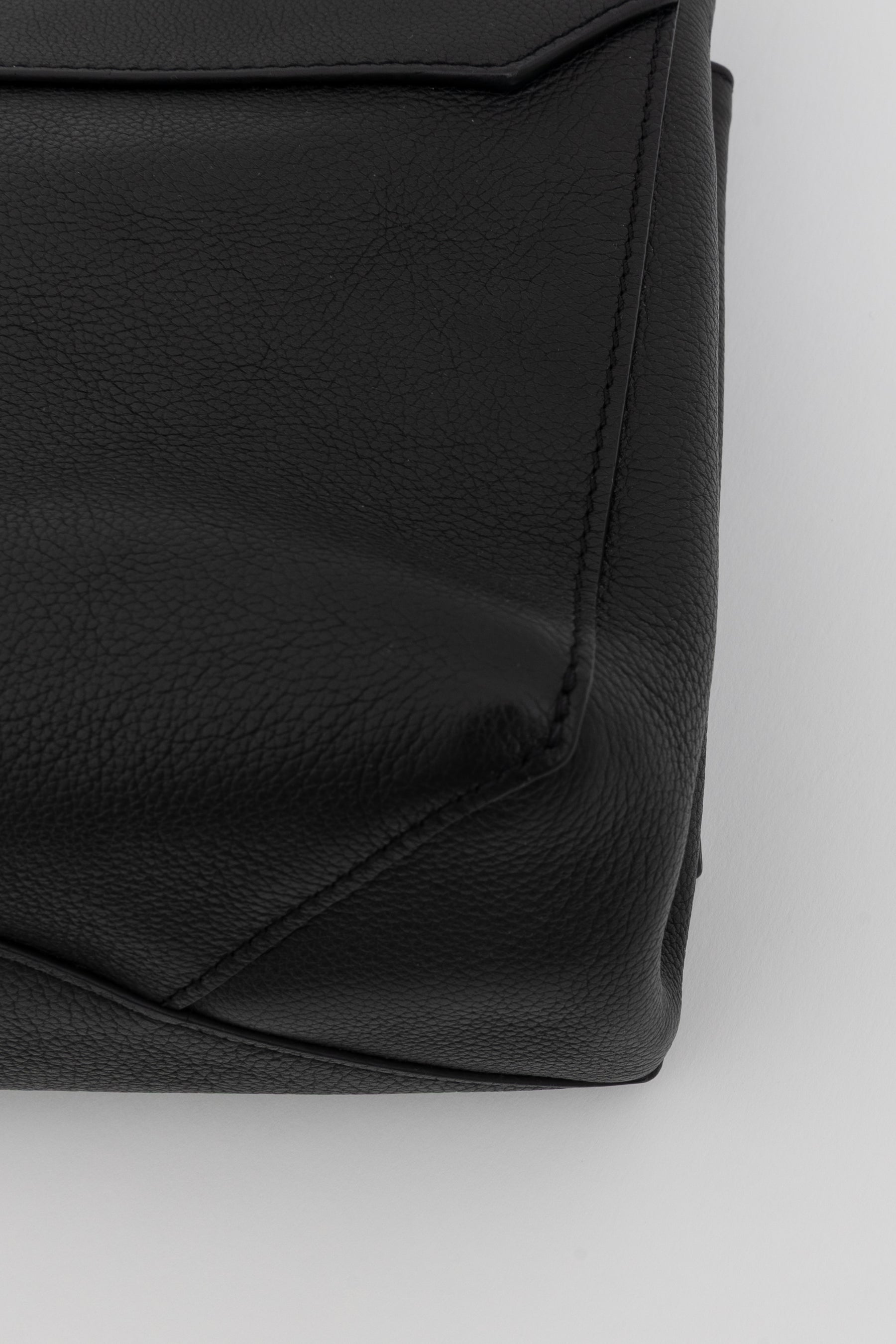 Lockme II Satchel Bag