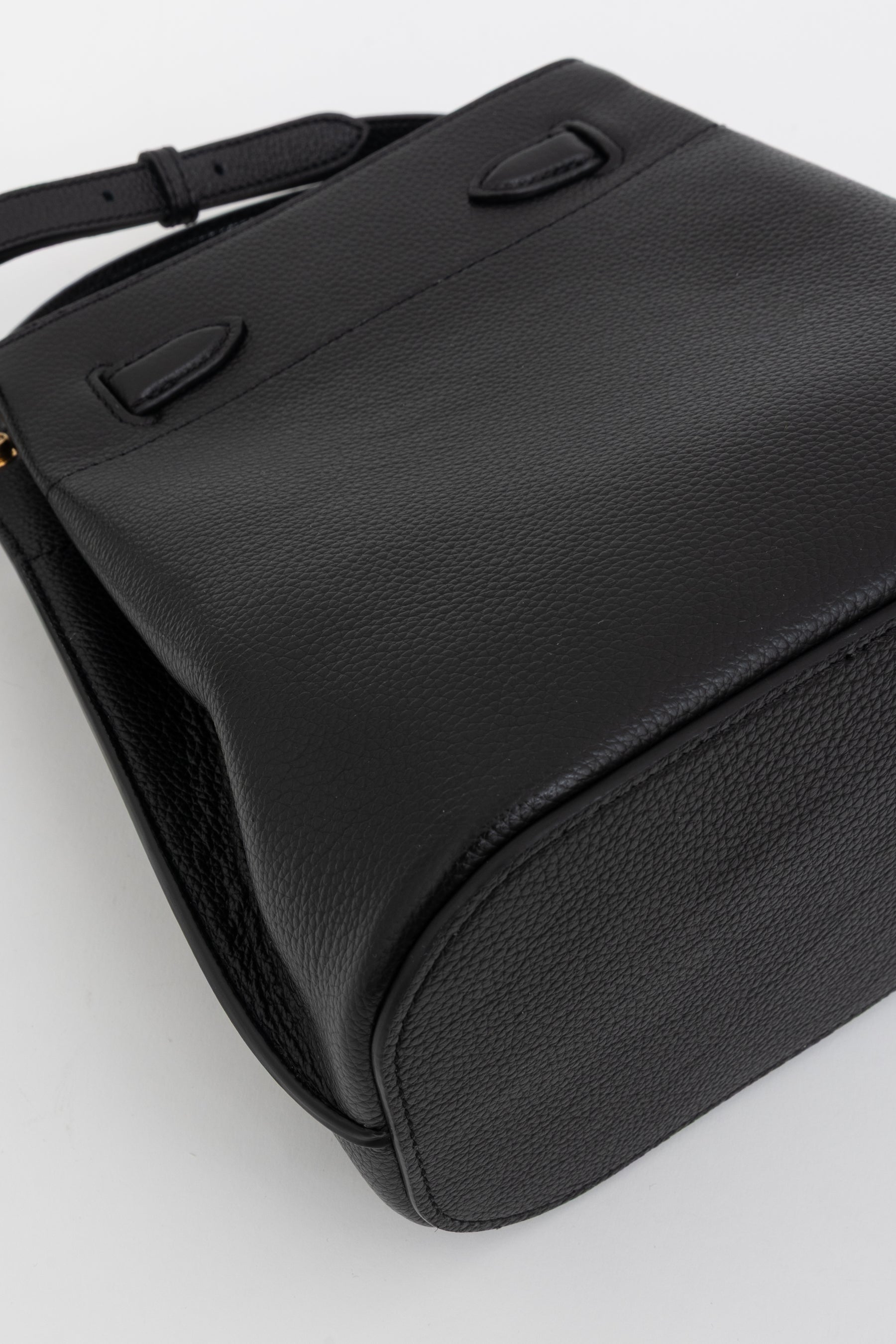 Islington Bucket Bag
