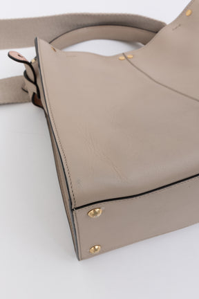 Medium Peekaboo X-Lite