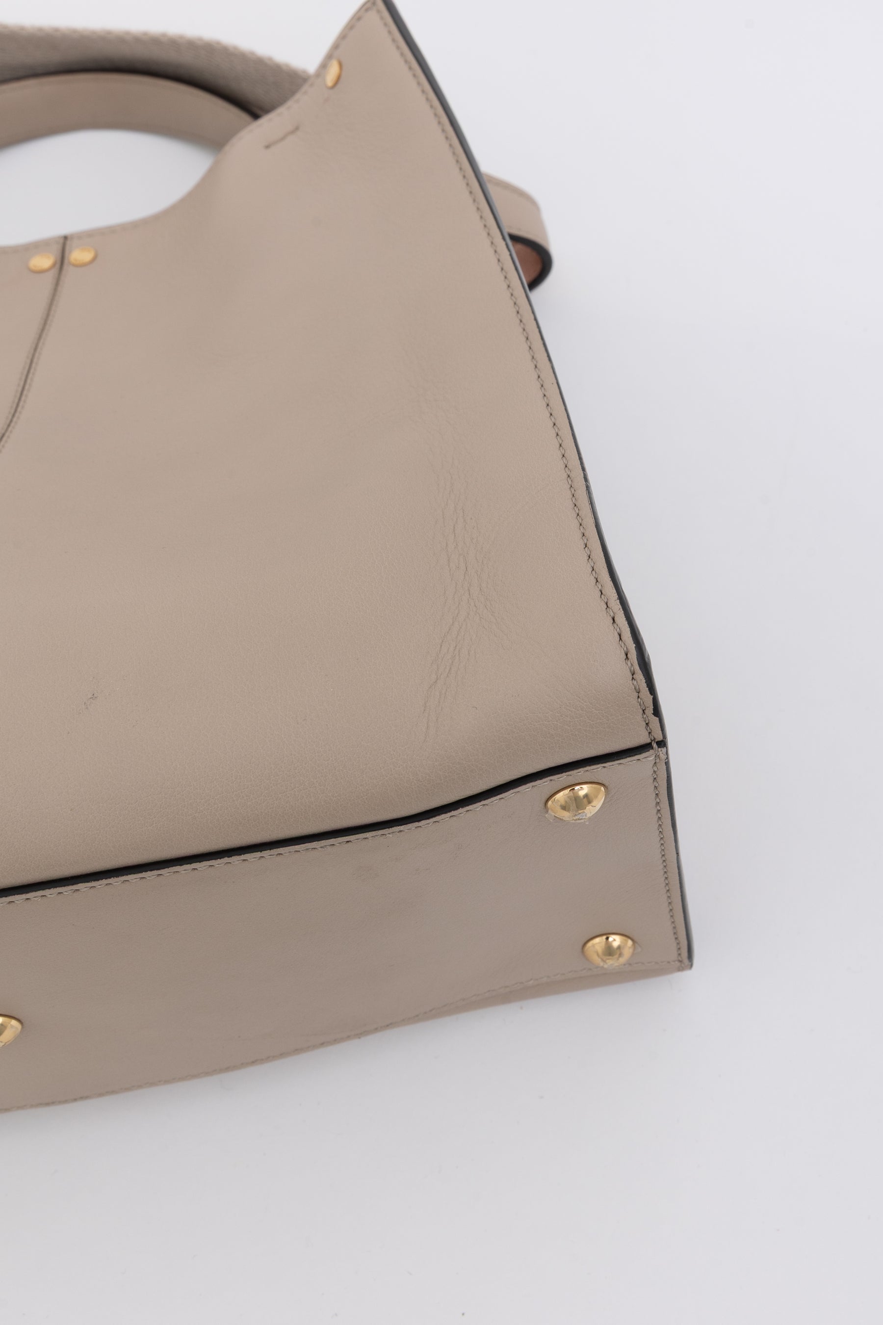 Medium Peekaboo X-Lite