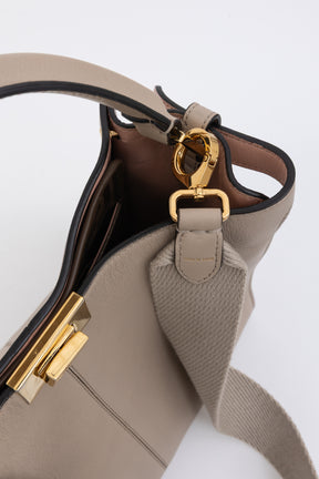 Medium Peekaboo X-Lite