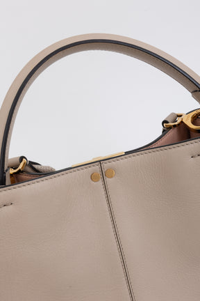 Medium Peekaboo X-Lite
