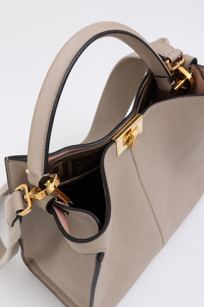 Medium Peekaboo X-Lite