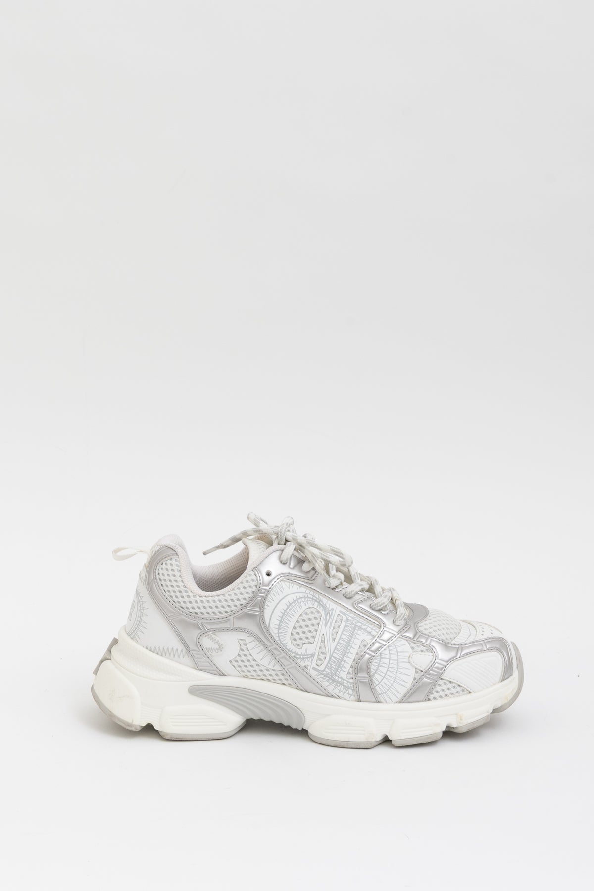 Chrono Sneaker