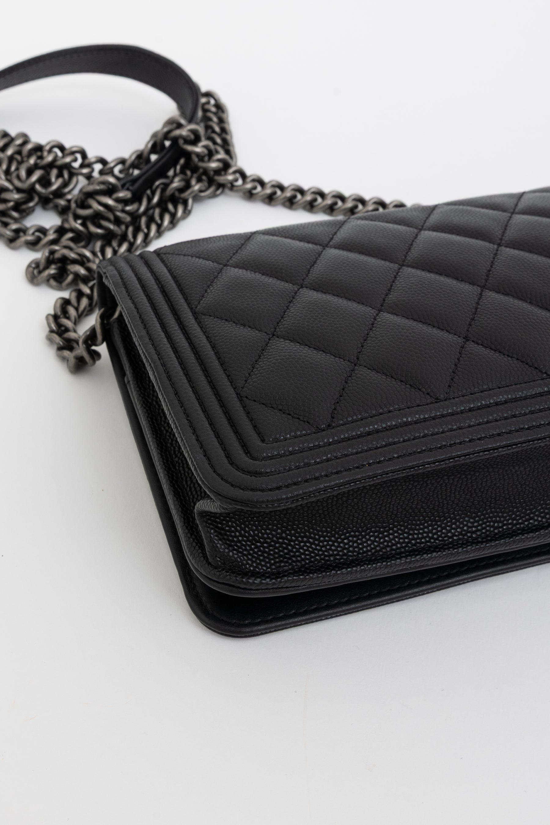 Boy Wallet on Chain