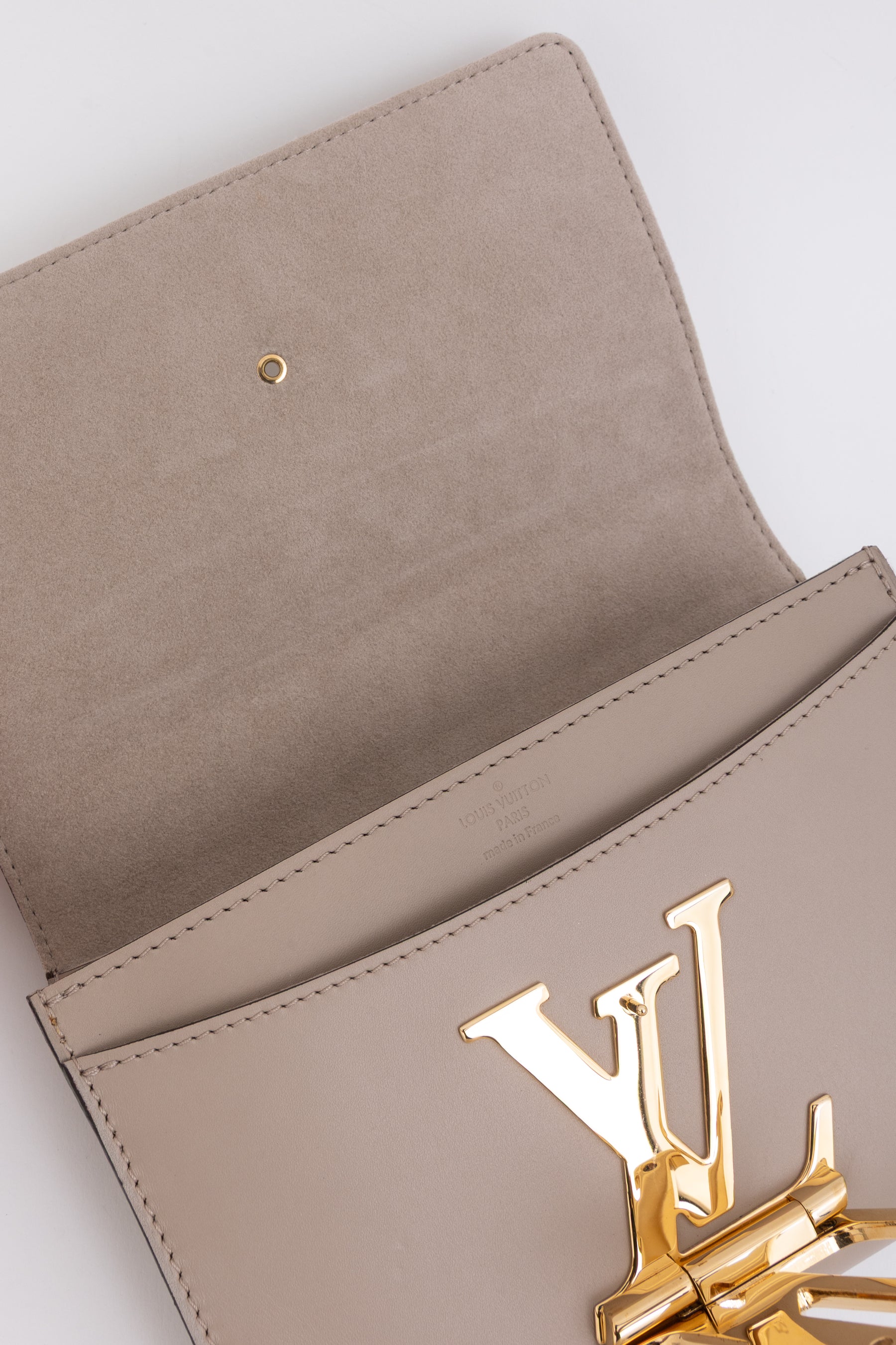 Chain Louise MM Shoulder Bag