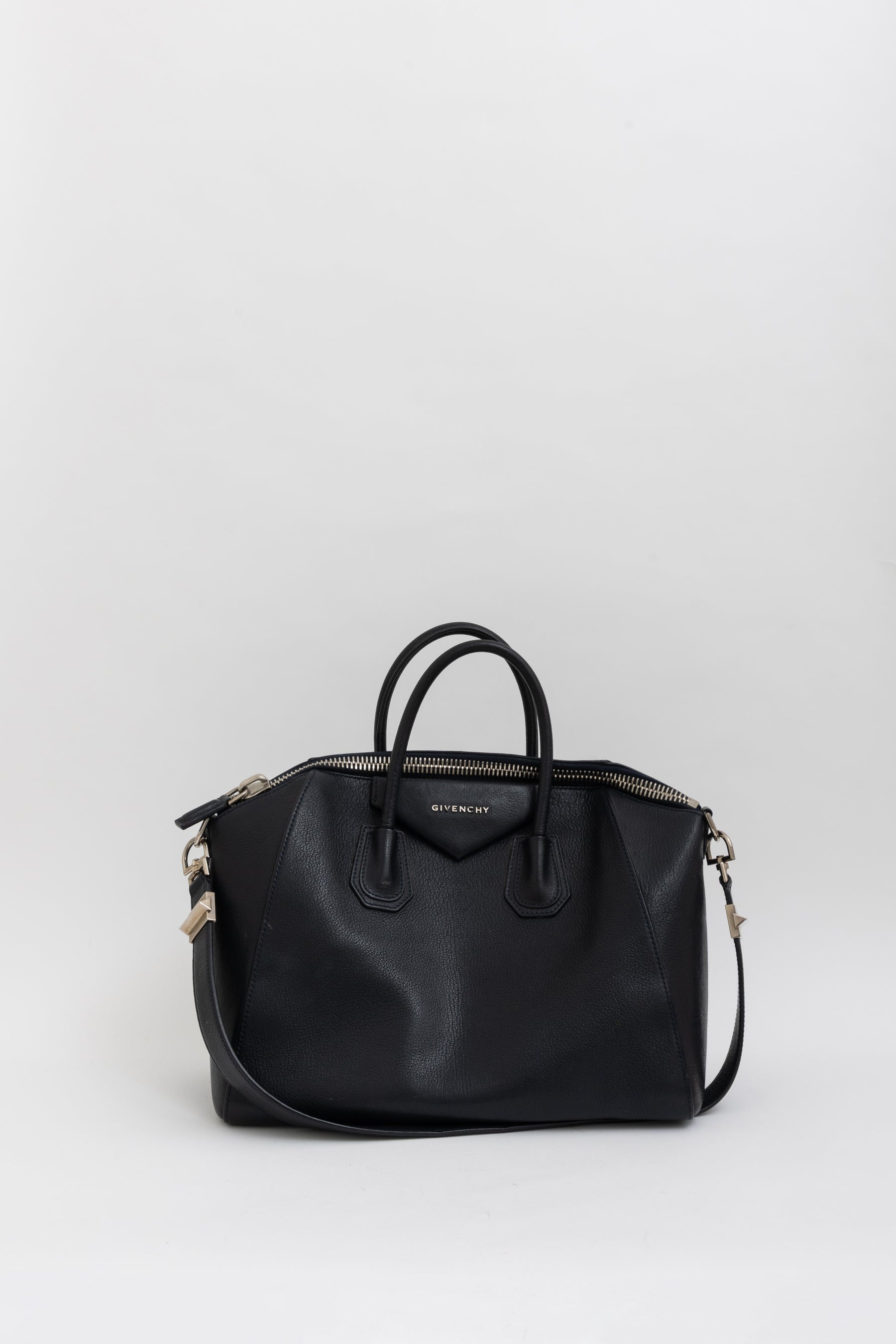 Medium Antigona Bag