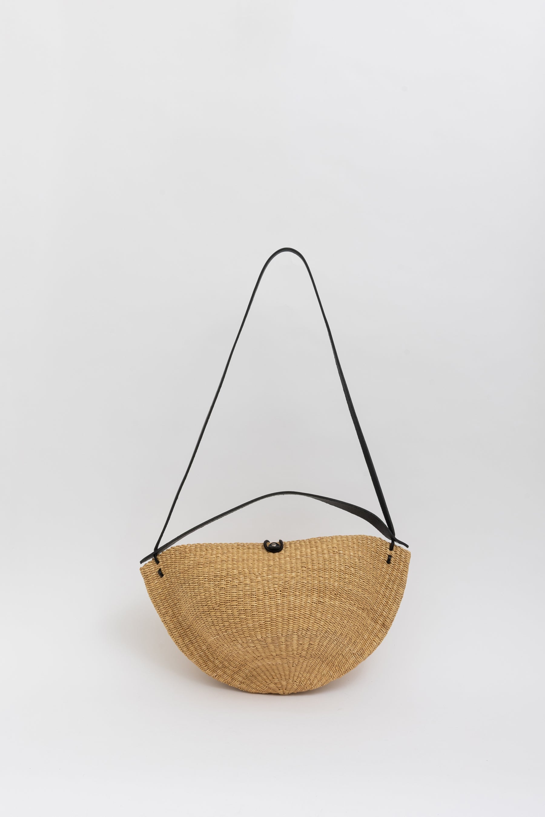 Akamae No. 33 Medium Walnut Bag