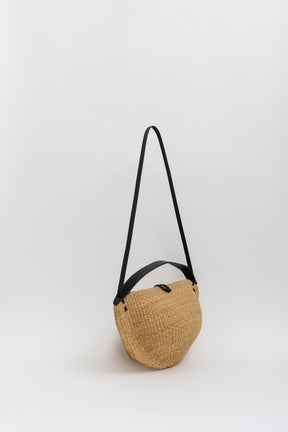 Akamae No. 33 Medium Walnut Bag