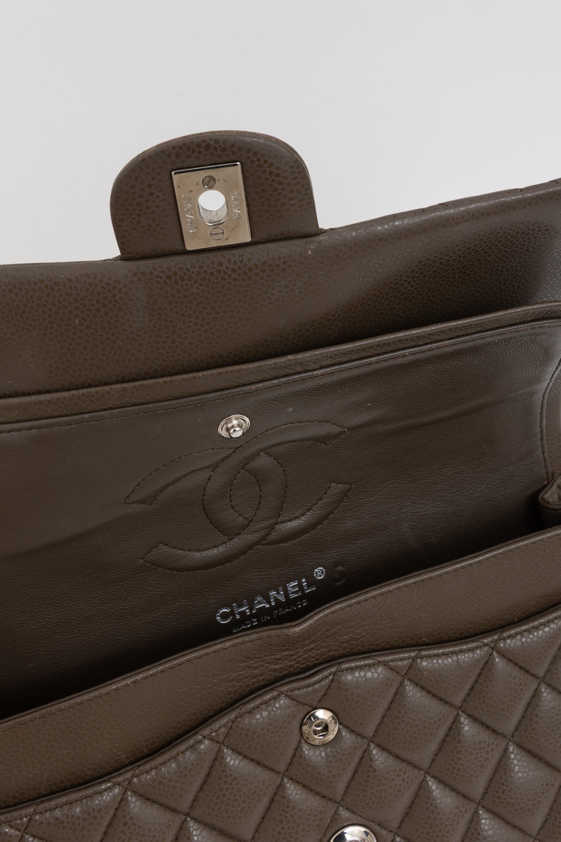 Medium Classic Double Flap Bag