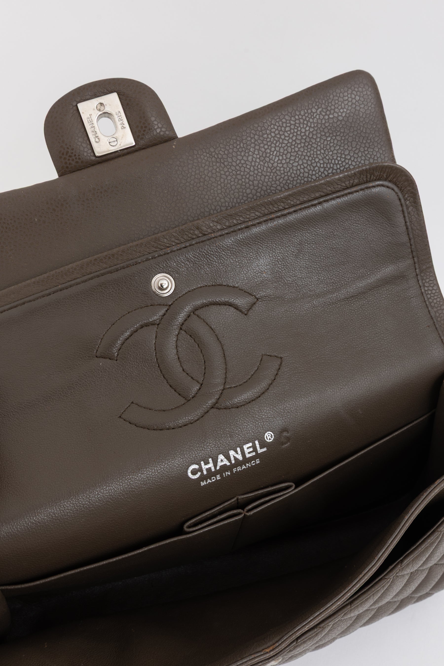 Medium Classic Double Flap Bag