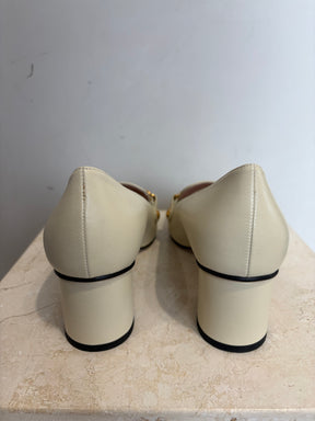Gucci Cream Chain Detail Loafer Pump, 38