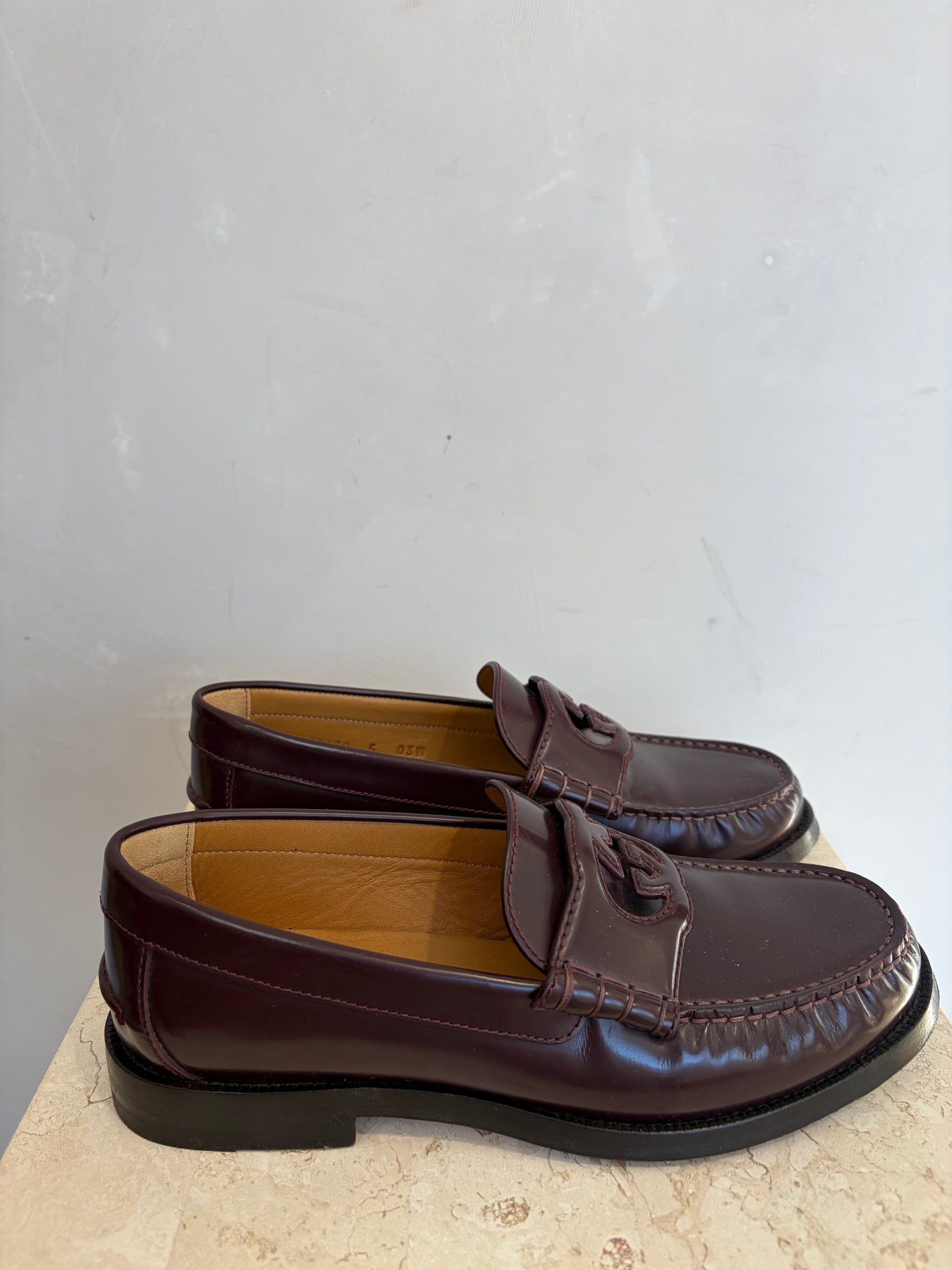 Gucci Cut Out GG Brown Leather Loafers, 5 UK