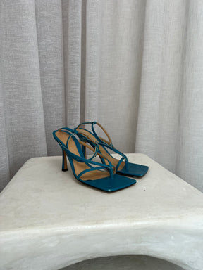Bottega Veneta Teal Leather Strappy Stretch Sandal, 36.5