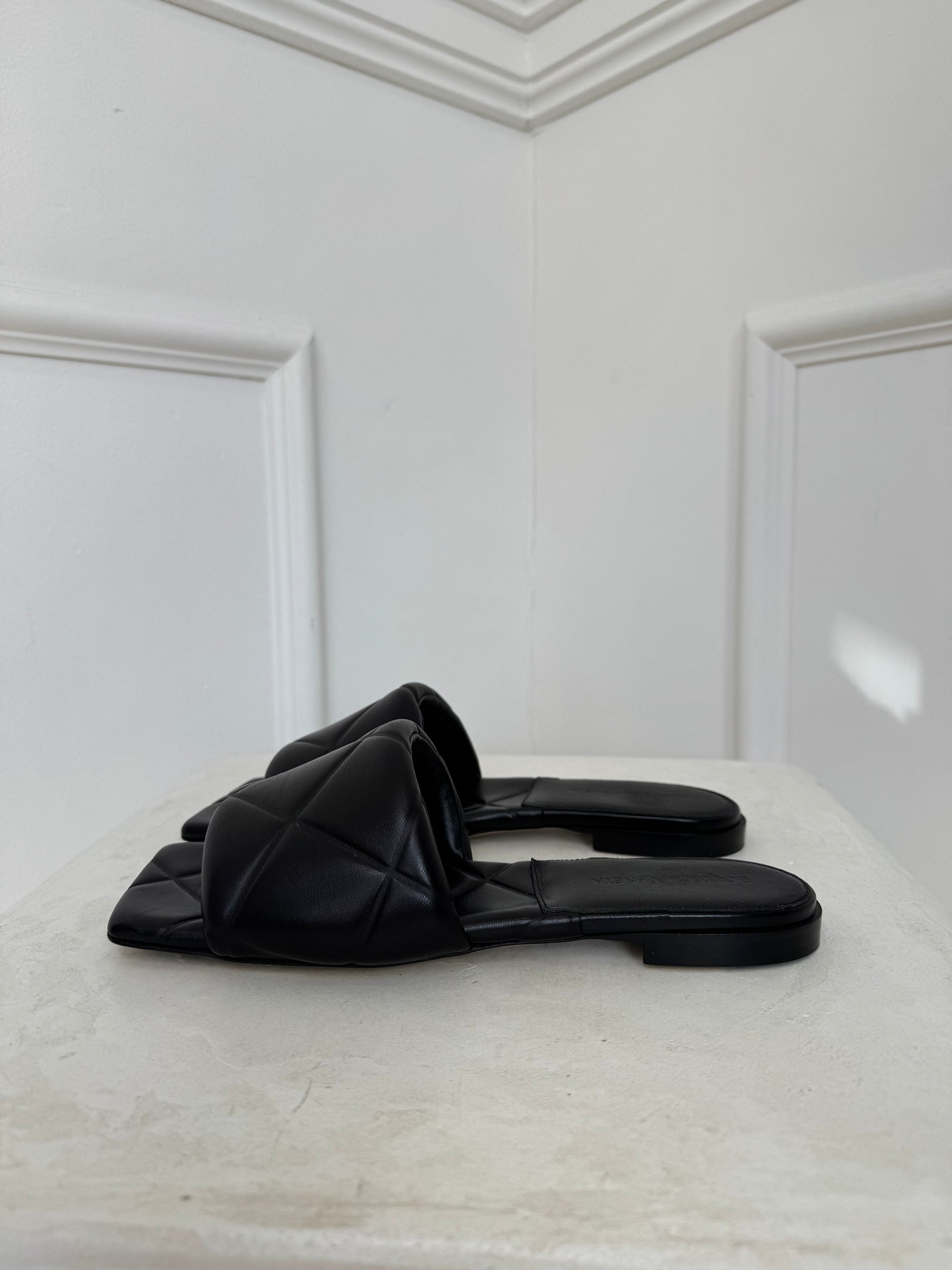 Bottega Veneta Black Padded Lido Slides, 38