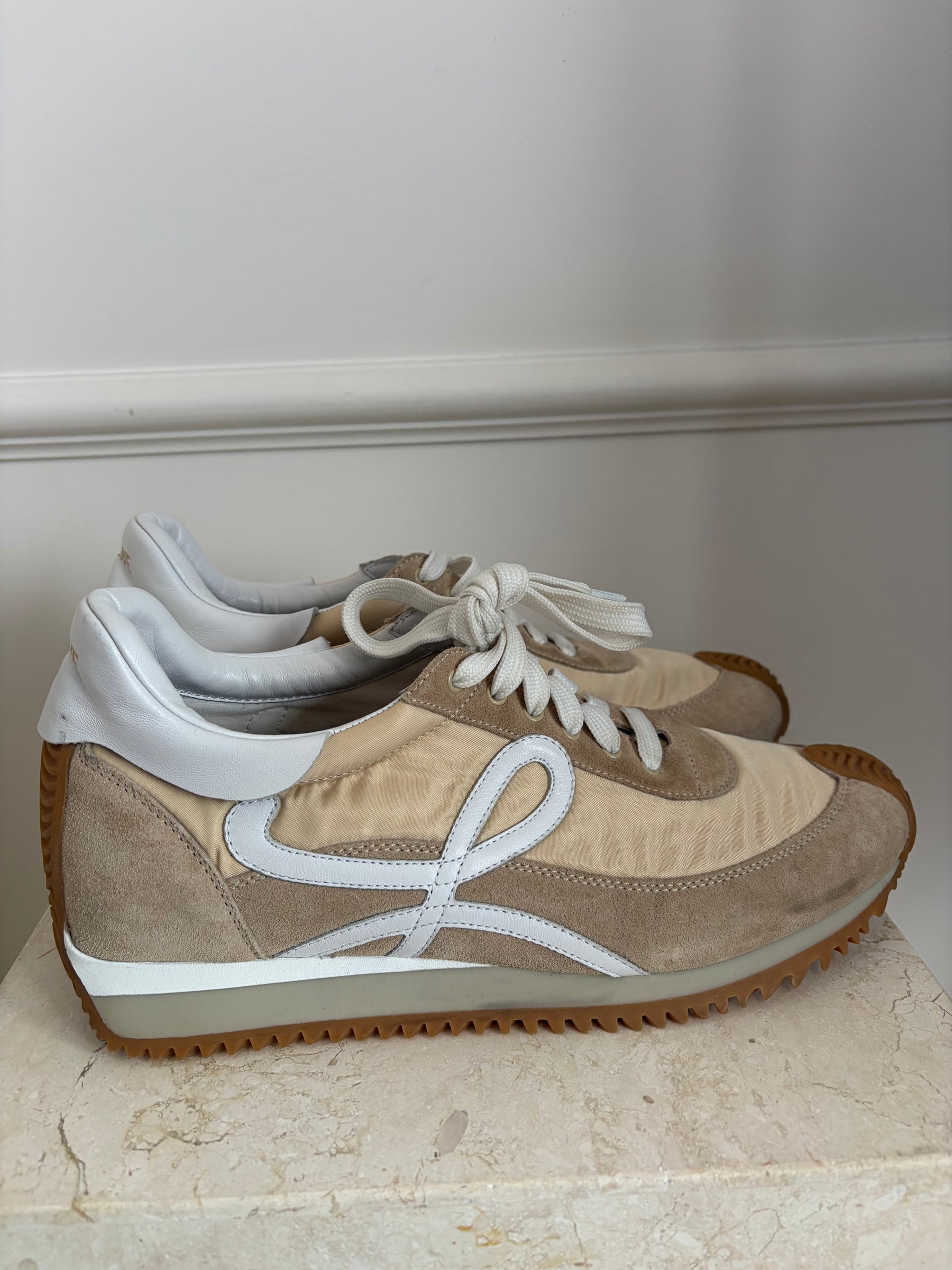 Loewe Beige and White Flow Runners, 41