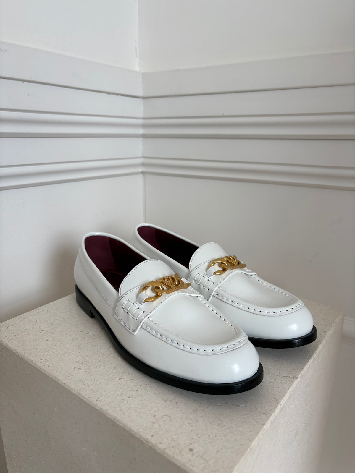 Valentino Garavani White Leather Logo Loafers, 40.5