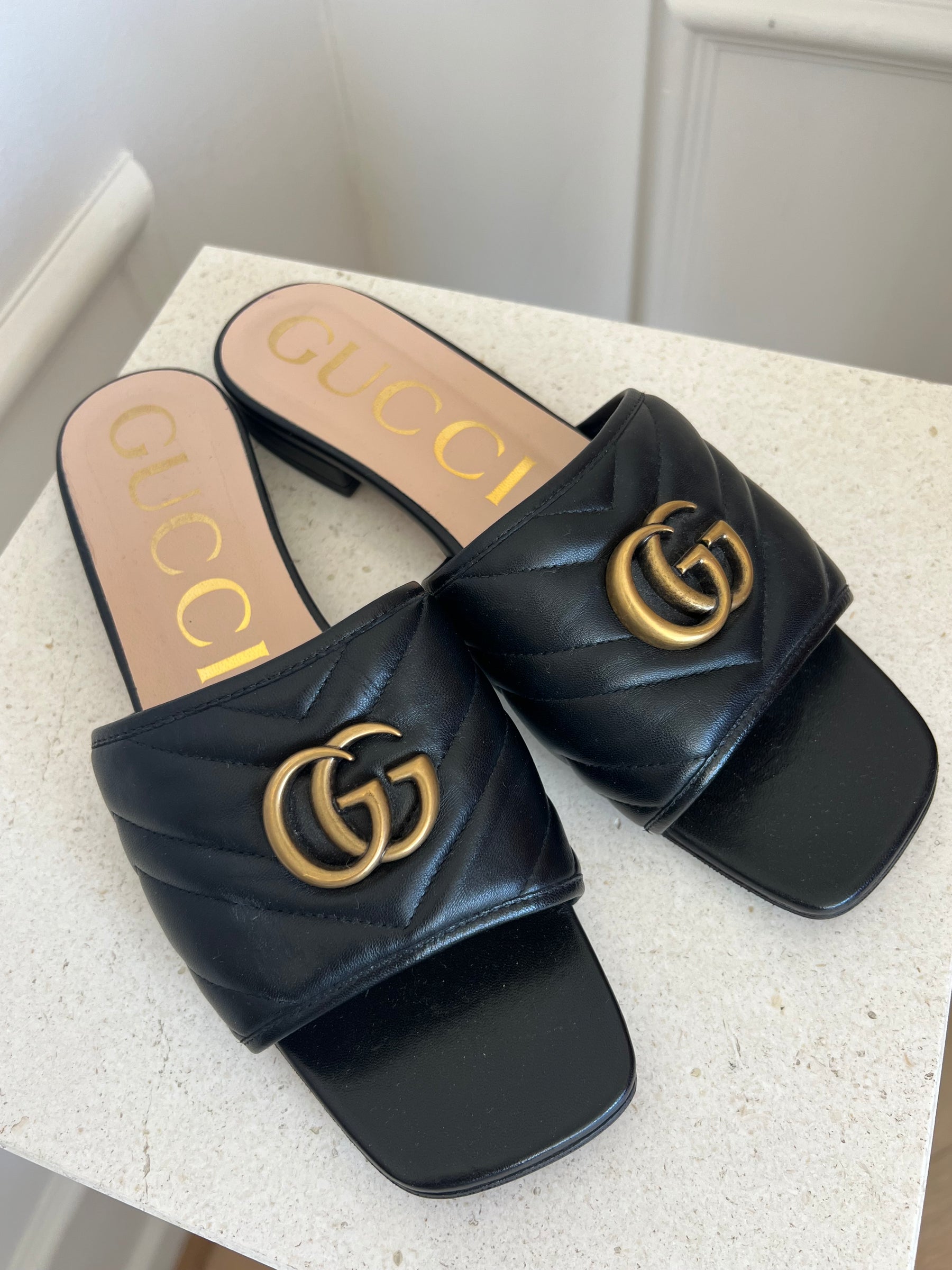 Gucci Marmont Black Leather Slides, 39