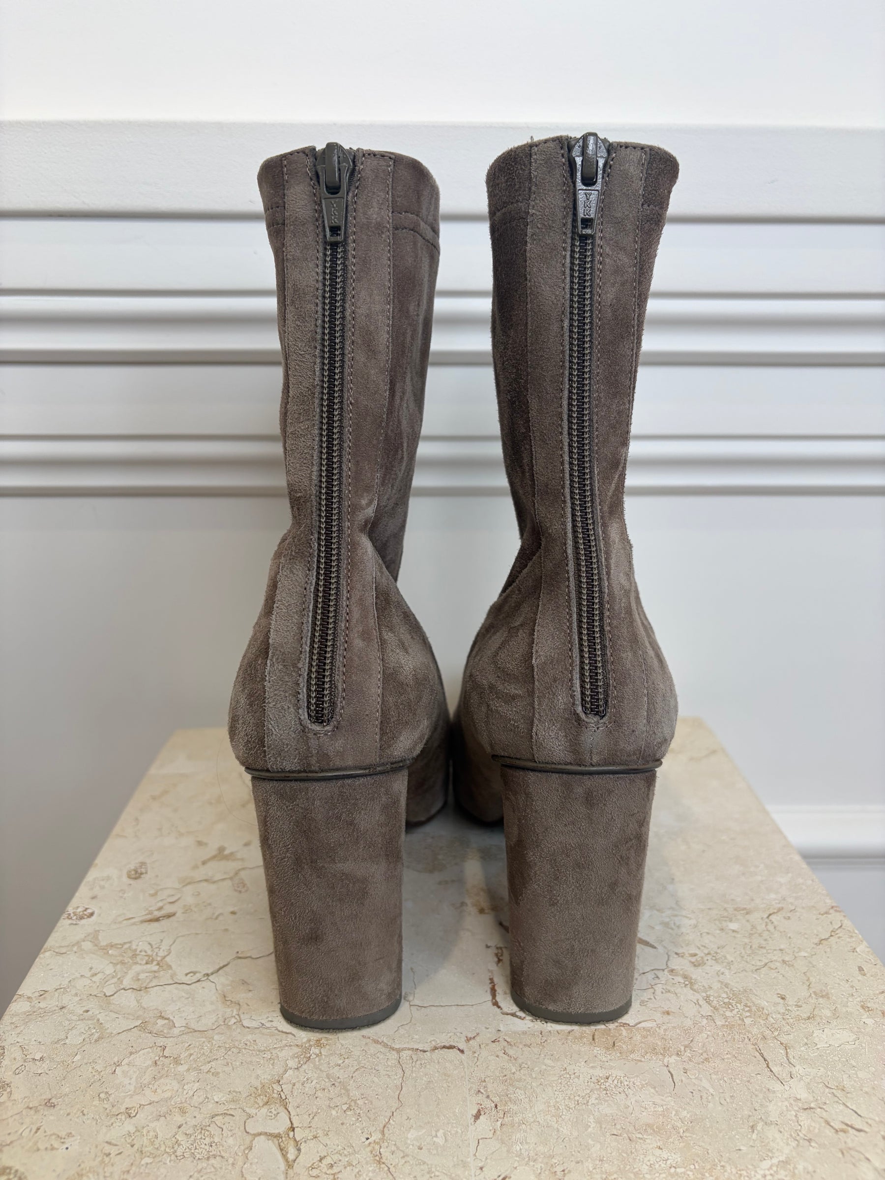 Scanlan Theodore Taupe Suede Pointed Boots, 39