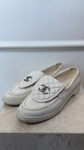 Chanel Turnlock Loafers In White, 42