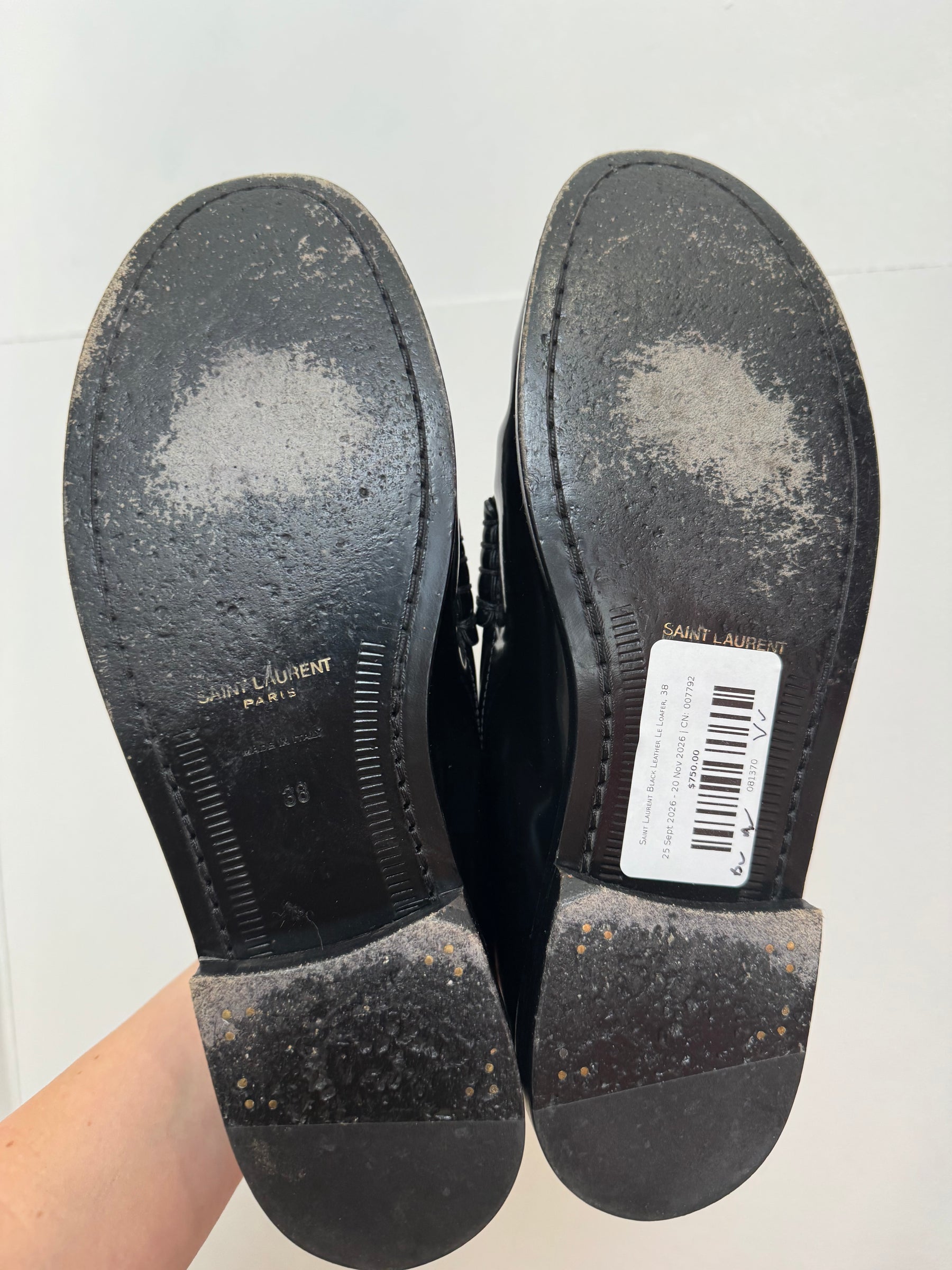 Saint Laurent Black Leather Le Loafer, 38