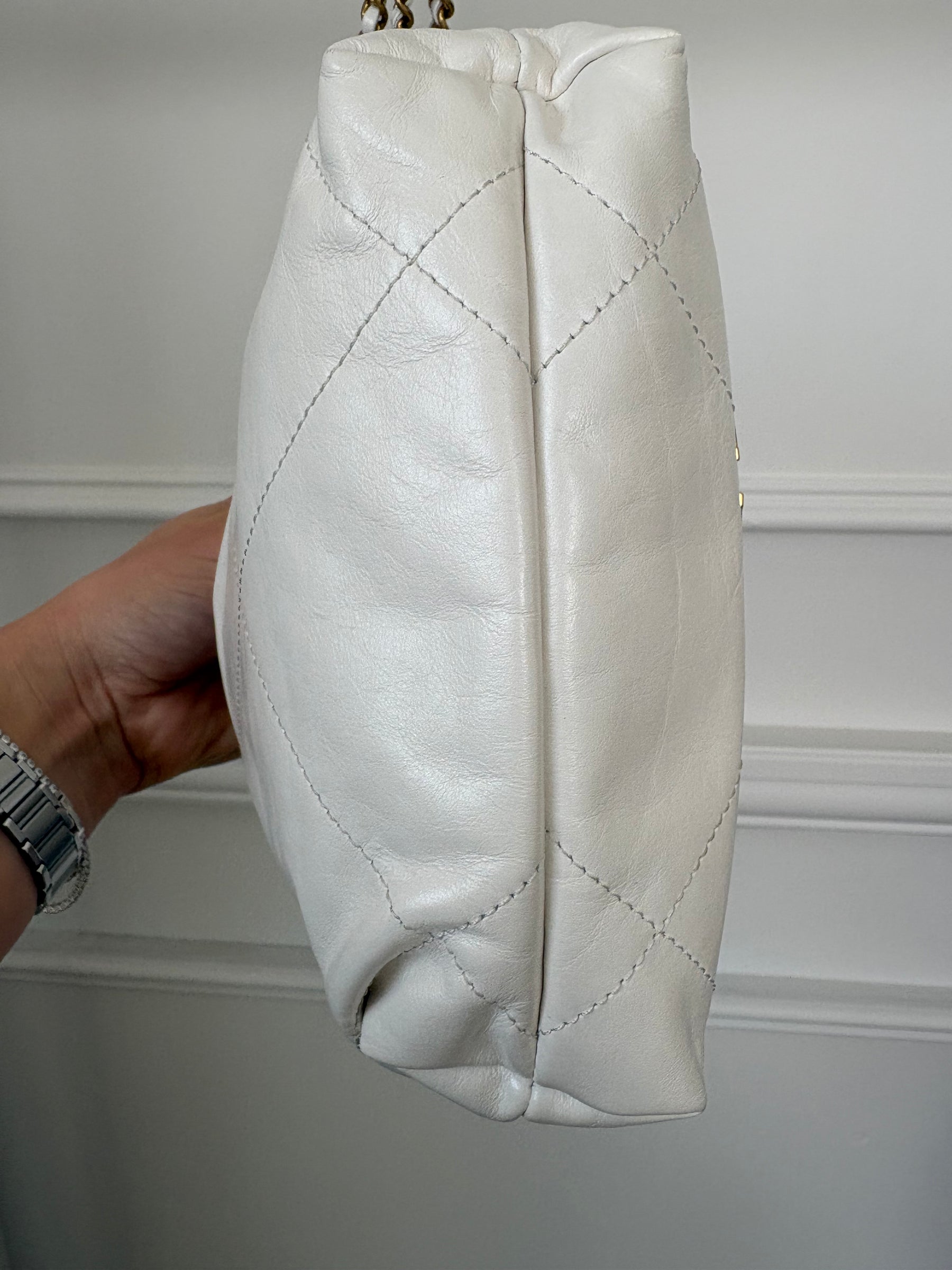 Chanel 22 Mini Hobo Bag In White